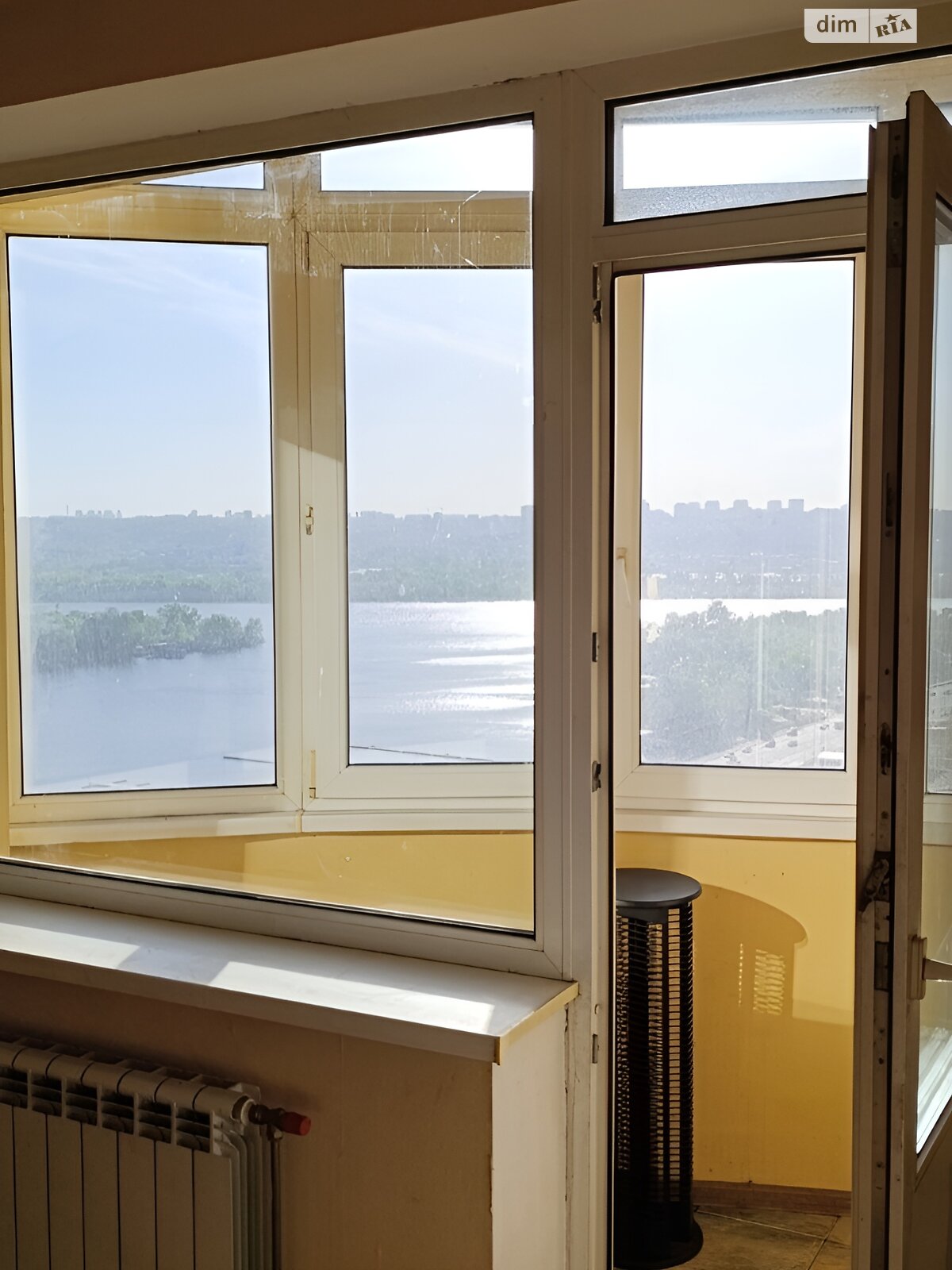 Продаж трикімнатної квартири в Києві, на наб. Дніпровська 19, район Позняки фото 1 Продаж трикімнатної квартири в Києві, на наб. Дніпровська 19, район Позняки фото 1