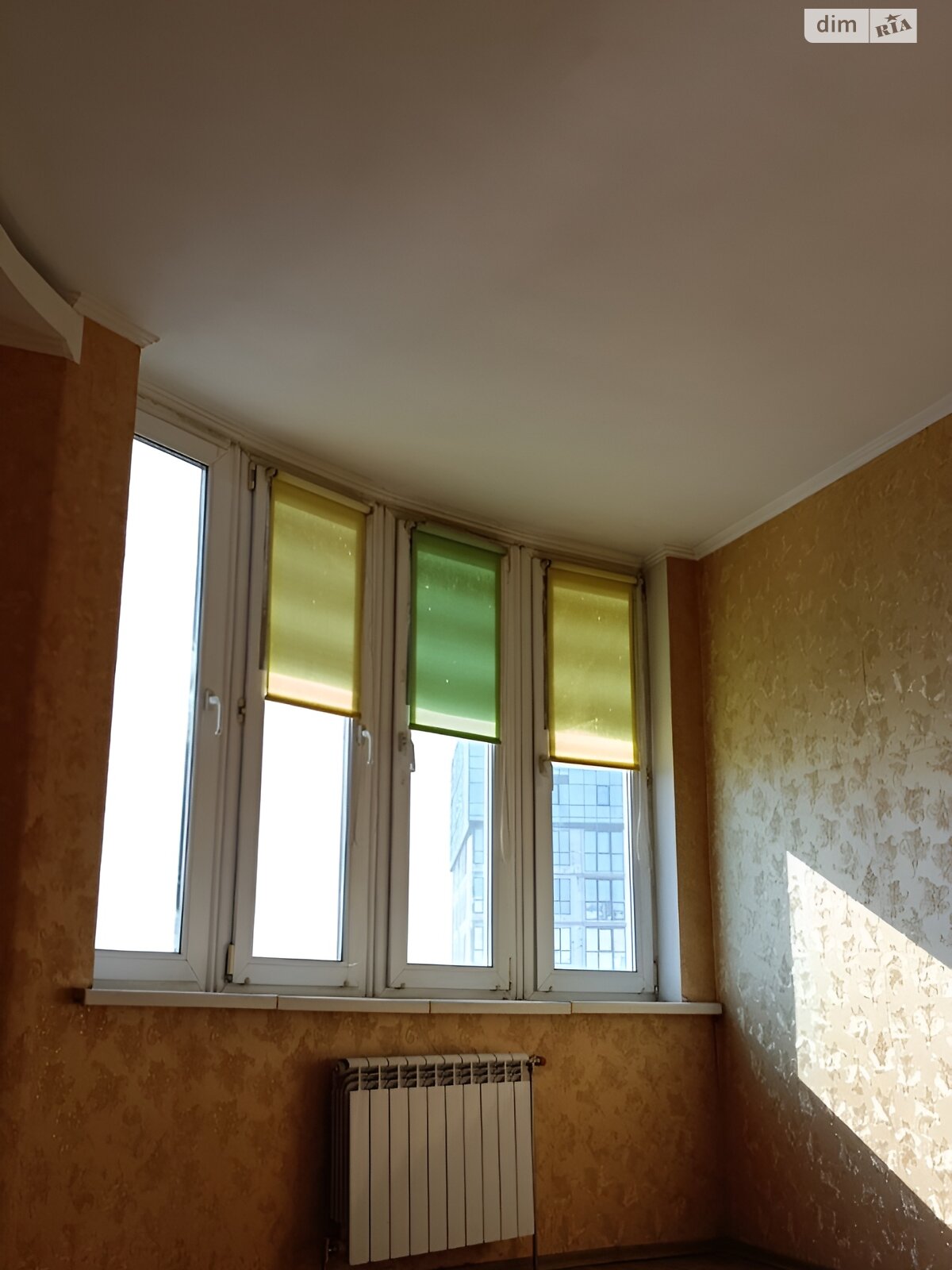 Продаж трикімнатної квартири в Києві, на наб. Дніпровська 19, район Позняки фото 1 Продаж трикімнатної квартири в Києві, на наб. Дніпровська 19, район Позняки фото 1