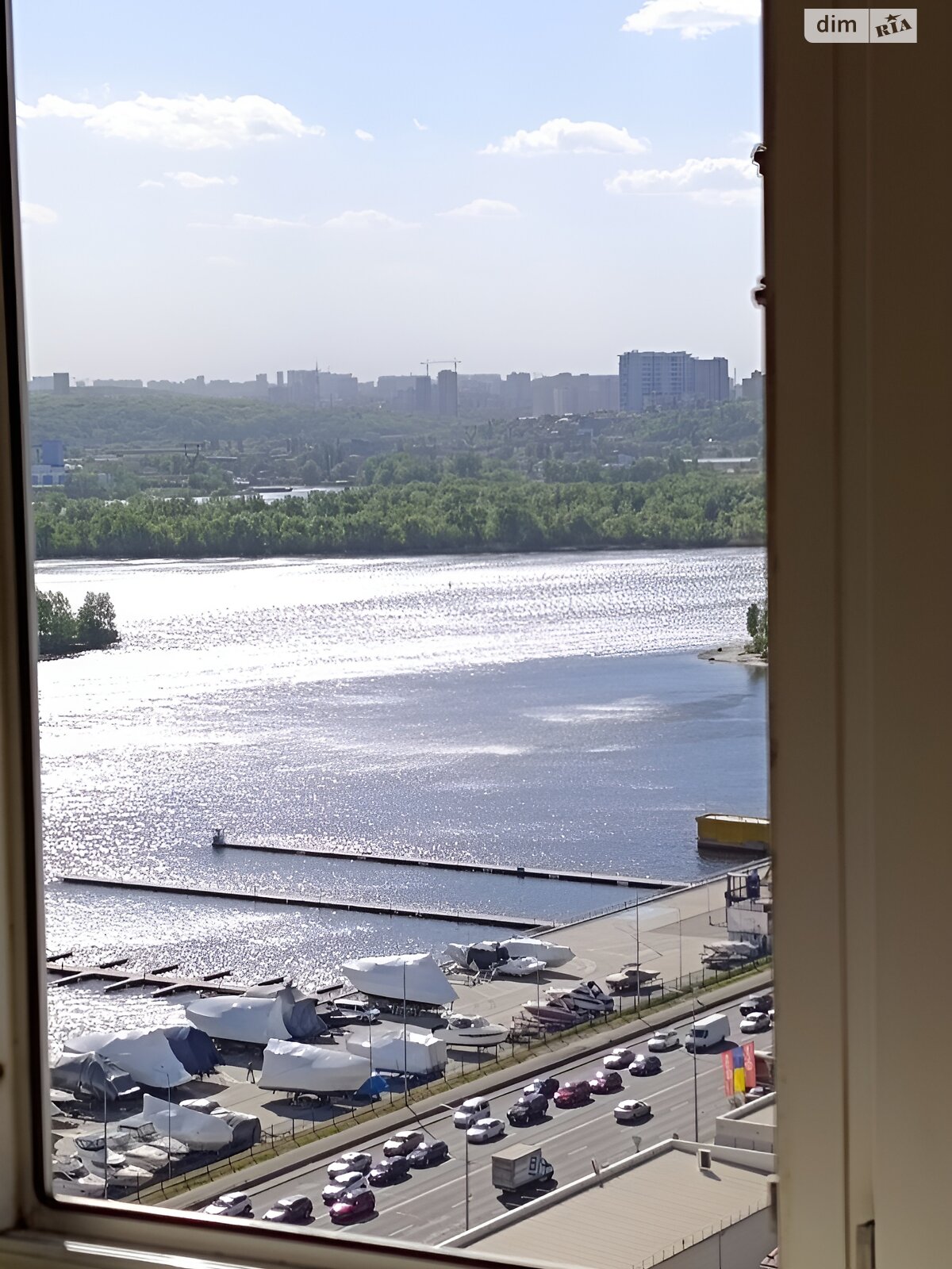 Продаж трикімнатної квартири в Києві, на наб. Дніпровська 19, район Позняки фото 1 Продаж трикімнатної квартири в Києві, на наб. Дніпровська 19, район Позняки фото 1