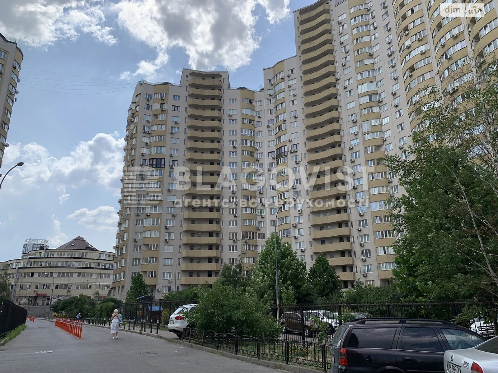 Продажа четырехкомнатной квартиры в Киеве, на наб. Днепровская 19, район Позняки фото 1 Продажа четырехкомнатной квартиры в Киеве, на наб. Днепровская 19, район Позняки фото 1