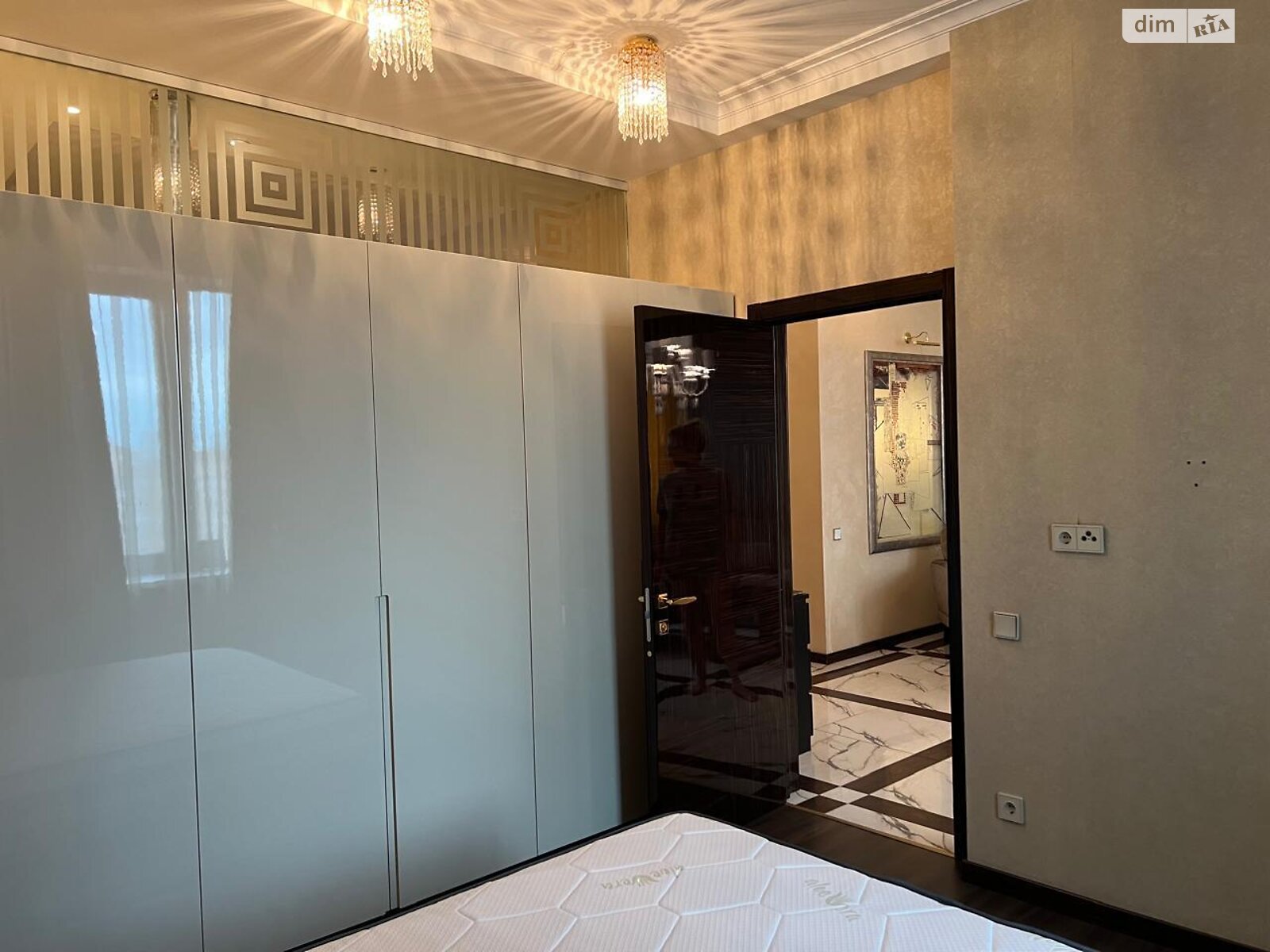 Продажа двухкомнатной квартиры в Киеве, на наб. Днепровская 14, район Позняки фото 1 Продажа двухкомнатной квартиры в Киеве, на наб. Днепровская 14, район Позняки фото 1