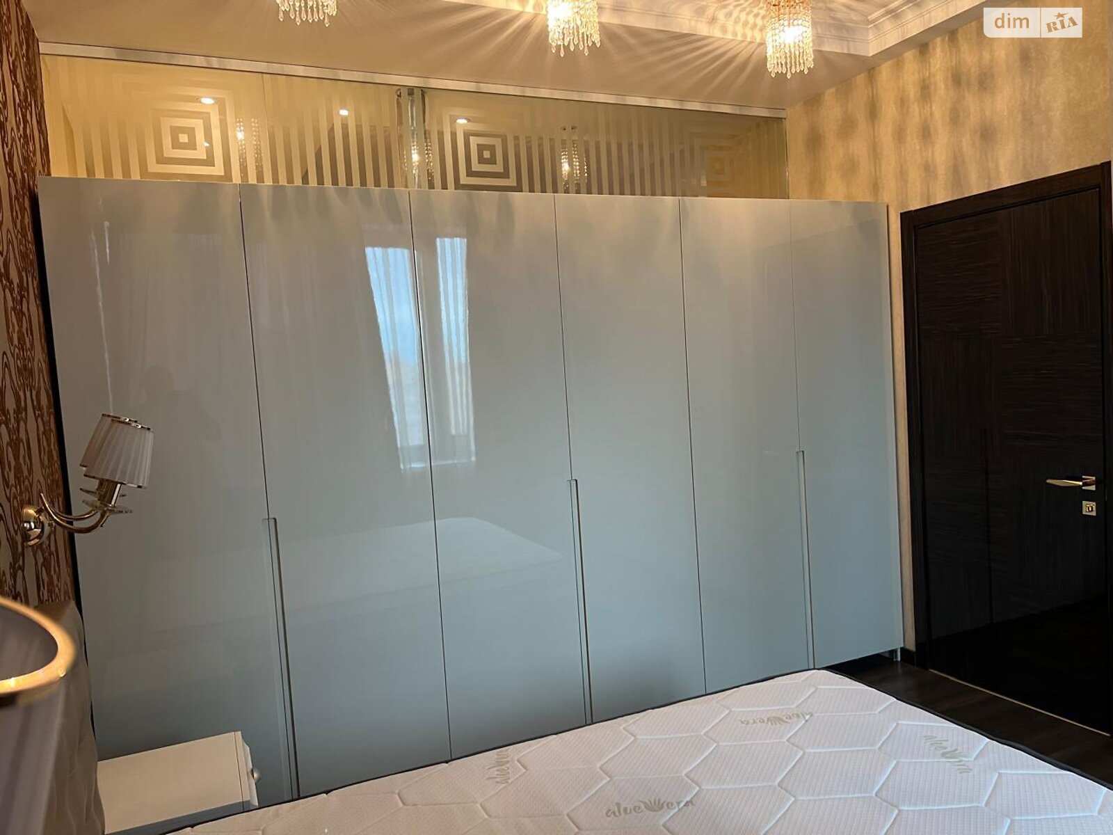 Продажа двухкомнатной квартиры в Киеве, на наб. Днепровская 14, район Позняки фото 1 Продажа двухкомнатной квартиры в Киеве, на наб. Днепровская 14, район Позняки фото 1