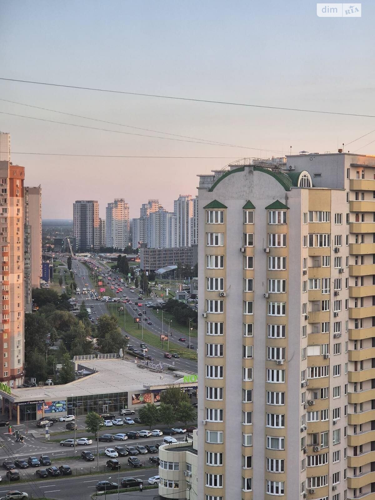 Продаж трикімнатної квартири в Києві, на наб. Дніпровська 19В, район Позняки фото 1 Продаж трикімнатної квартири в Києві, на наб. Дніпровська 19В, район Позняки фото 1