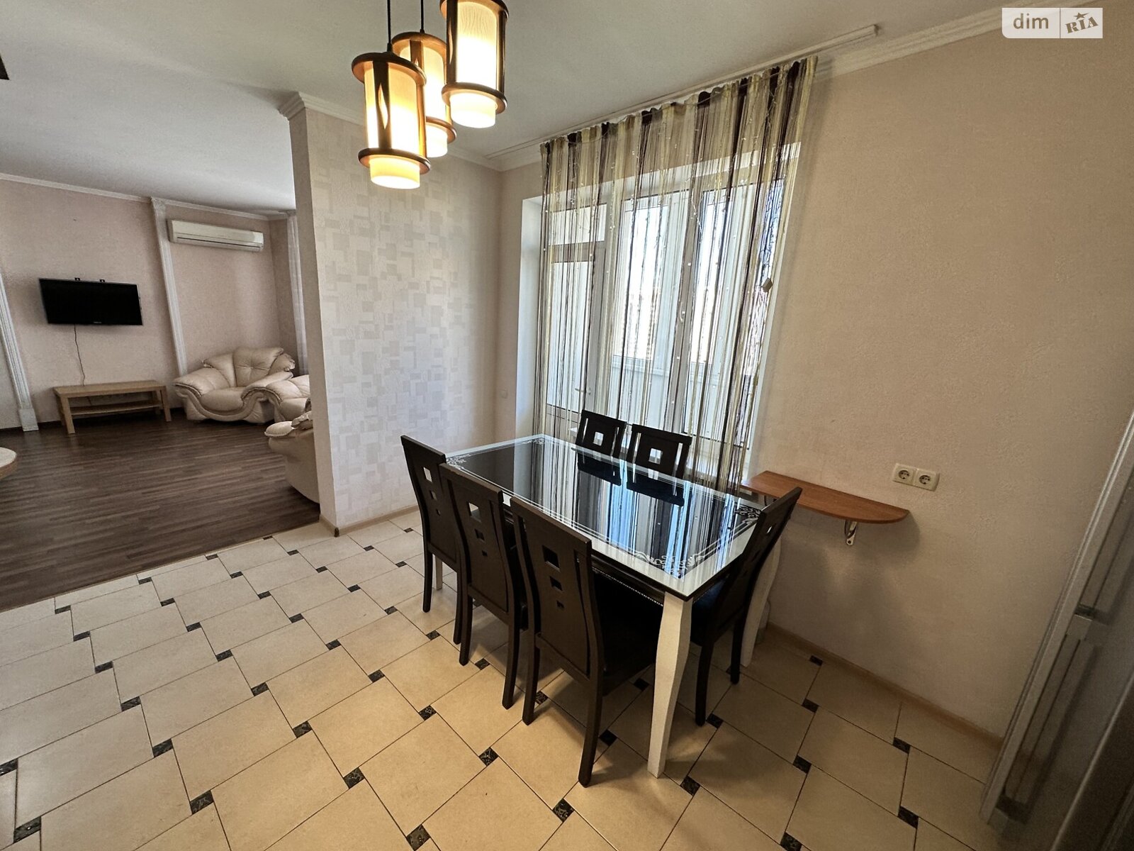 Продаж трикімнатної квартири в Києві, на наб. Дніпровська 19В, район Позняки фото 1 Продаж трикімнатної квартири в Києві, на наб. Дніпровська 19В, район Позняки фото 1