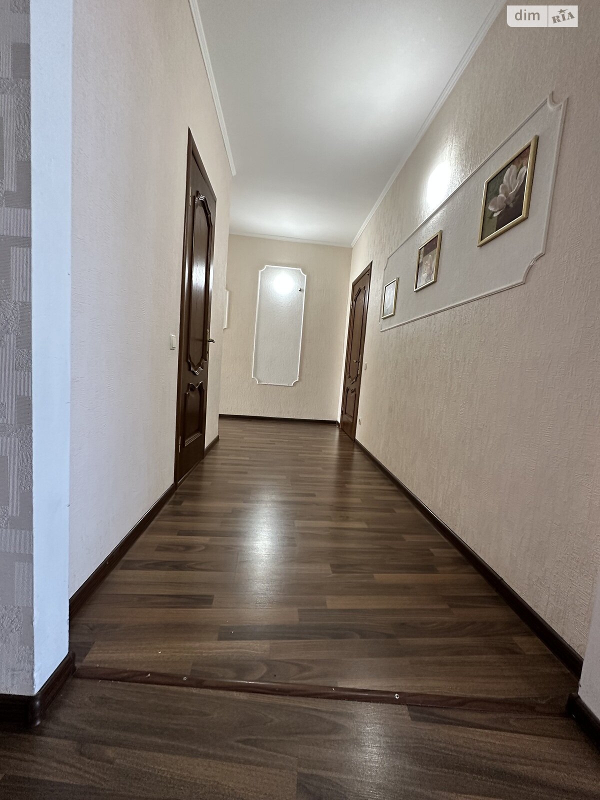 Продаж трикімнатної квартири в Києві, на наб. Дніпровська 19В, район Позняки фото 1 Продаж трикімнатної квартири в Києві, на наб. Дніпровська 19В, район Позняки фото 1