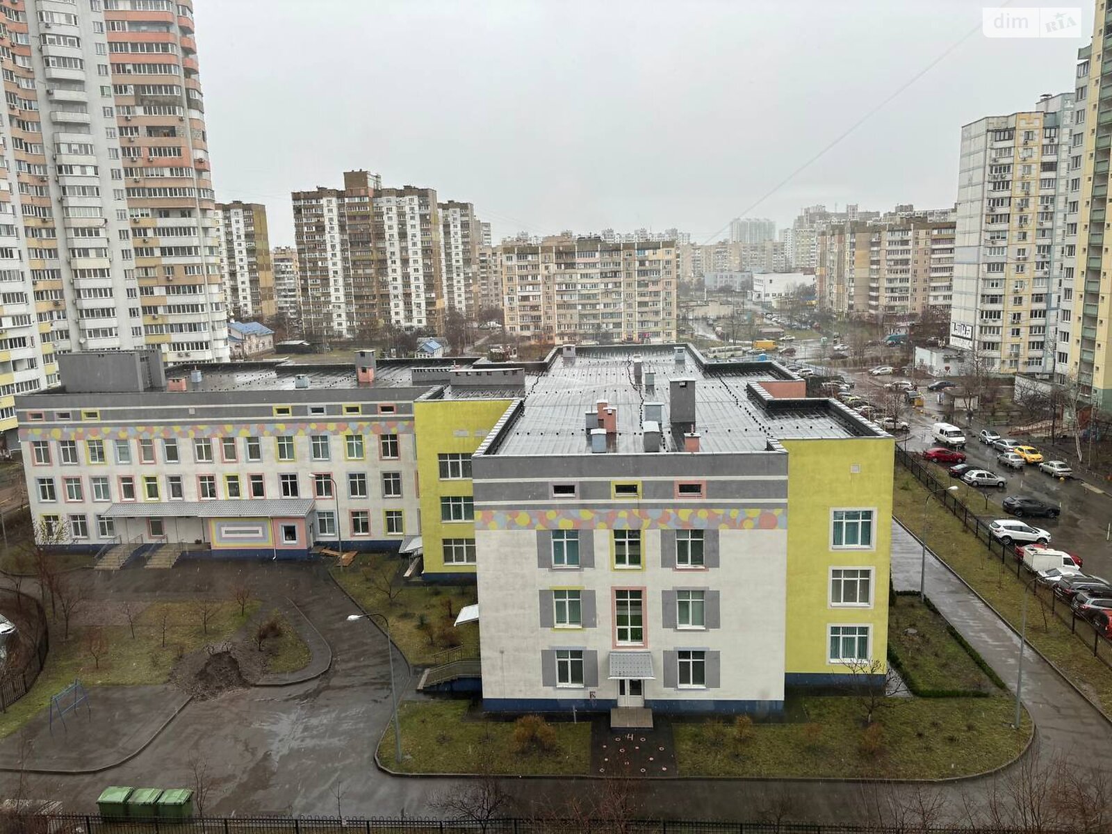 Продаж трикімнатної квартири в Києві, на вул. Драгоманова 6А, район Позняки фото 1 Продаж трикімнатної квартири в Києві, на вул. Драгоманова 6А, район Позняки фото 1