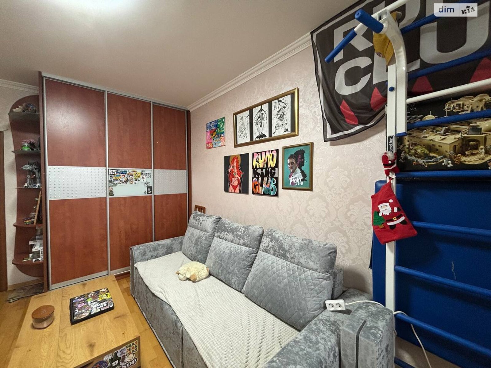 Продаж трикімнатної квартири в Києві, на вул. Драгоманова 6А, район Позняки фото 1 Продаж трикімнатної квартири в Києві, на вул. Драгоманова 6А, район Позняки фото 1