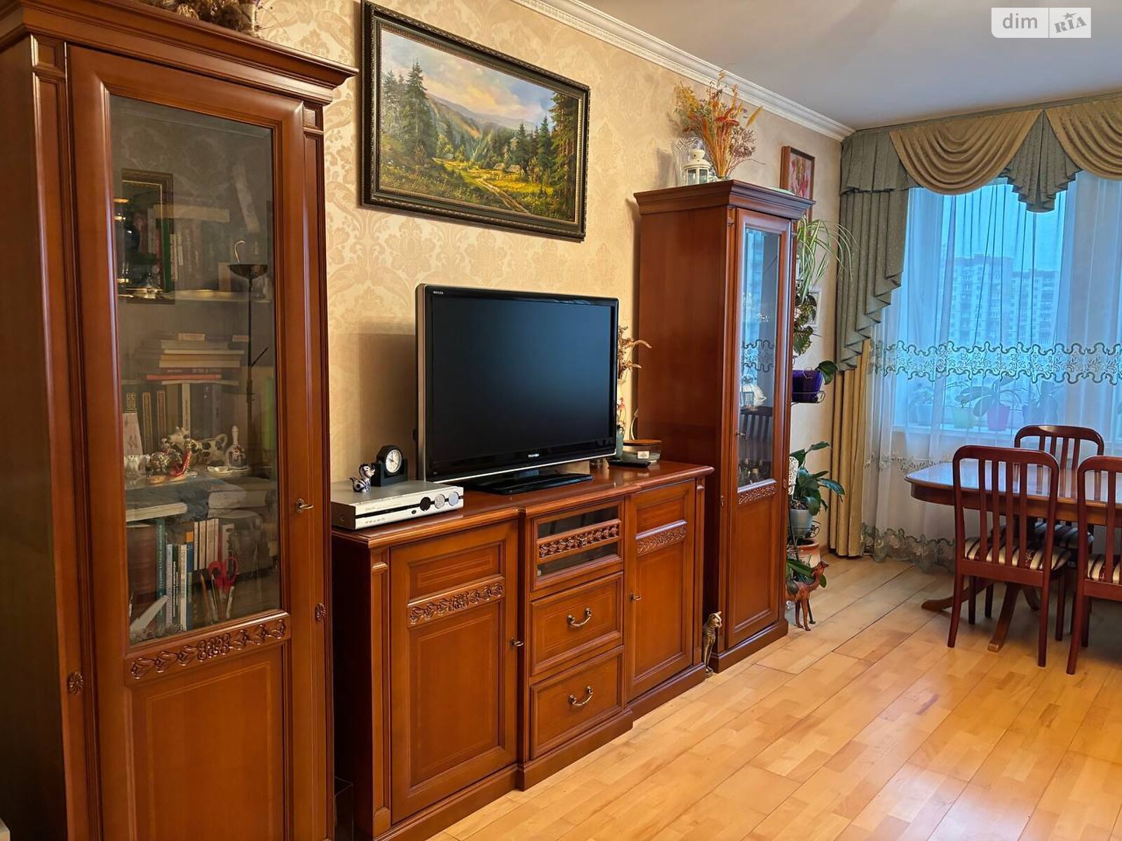 Продаж трикімнатної квартири в Києві, на вул. Драгоманова 6А, район Позняки фото 1 Продаж трикімнатної квартири в Києві, на вул. Драгоманова 6А, район Позняки фото 1