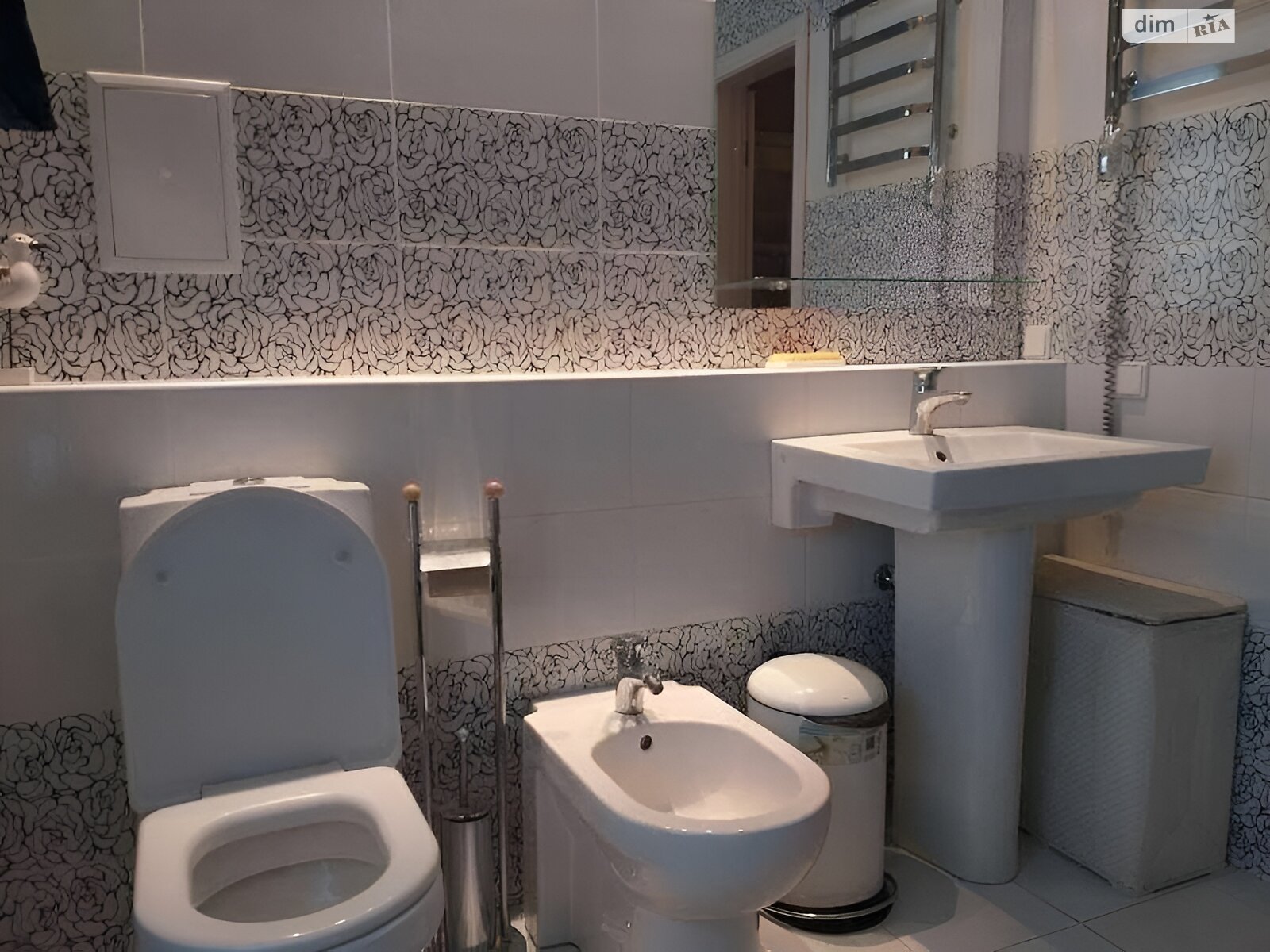 Продажа двухкомнатной квартиры в Киеве, на ул. Драгоманова 1А, район Позняки фото 1 Продажа двухкомнатной квартиры в Киеве, на ул. Драгоманова 1А, район Позняки фото 1