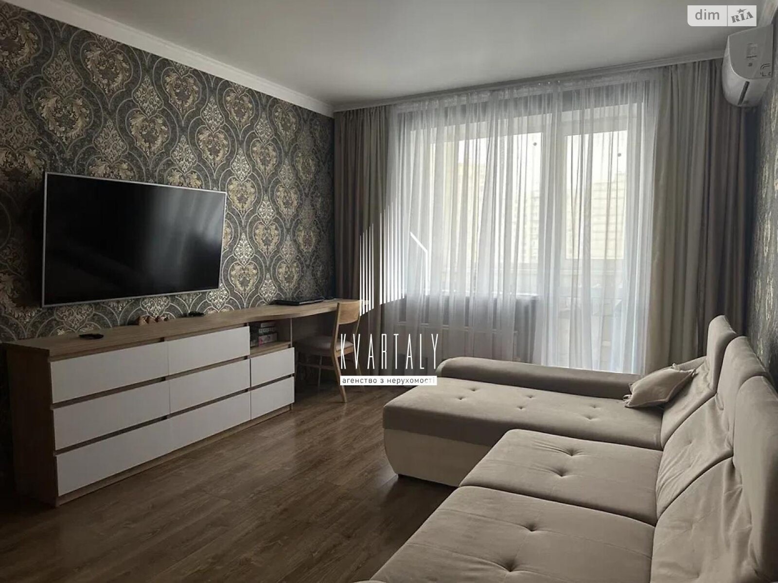 Продаж двокімнатної квартири в Києві, на вул. Драгоманова 11, район Позняки фото 1 Продаж двокімнатної квартири в Києві, на вул. Драгоманова 11, район Позняки фото 1