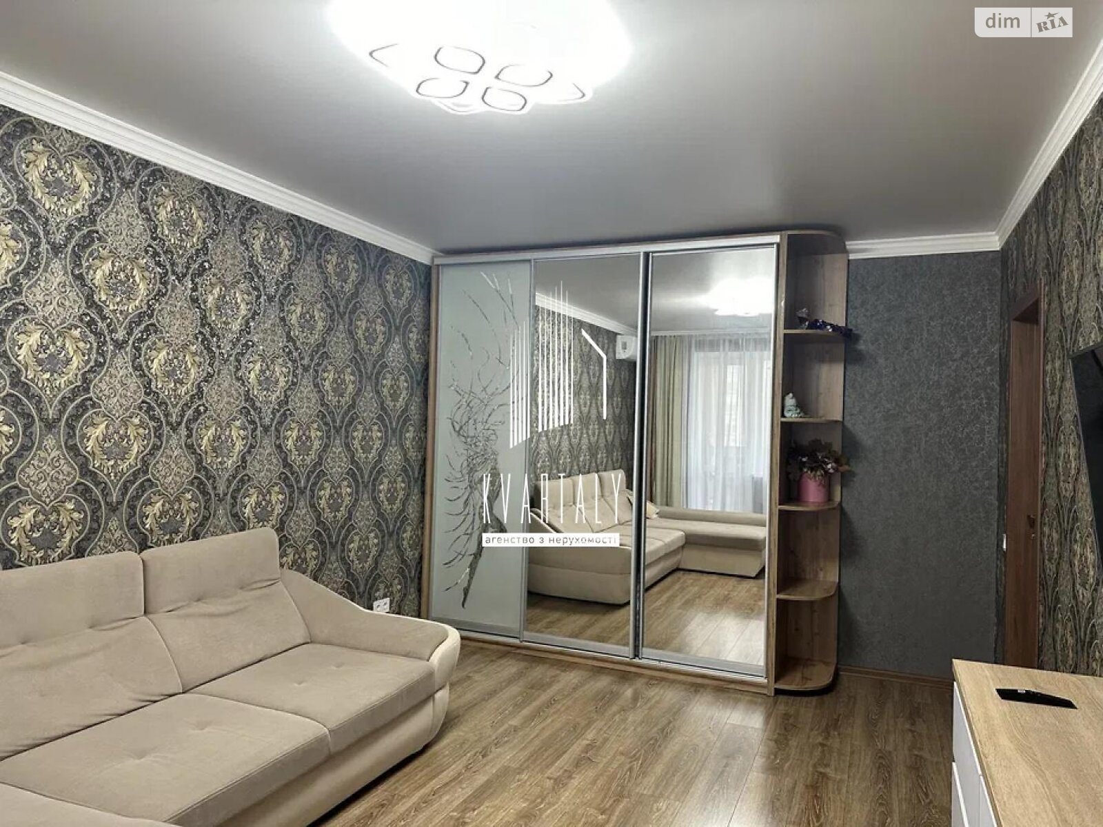 Продаж двокімнатної квартири в Києві, на вул. Драгоманова 11, район Позняки фото 1 Продаж двокімнатної квартири в Києві, на вул. Драгоманова 11, район Позняки фото 1