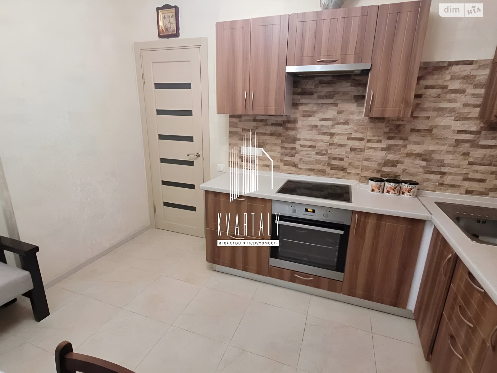 Продажа однокомнатной квартиры в Киеве, на ул. Драгоманова 2, район Позняки фото 1 Продажа однокомнатной квартиры в Киеве, на ул. Драгоманова 2, район Позняки фото 1