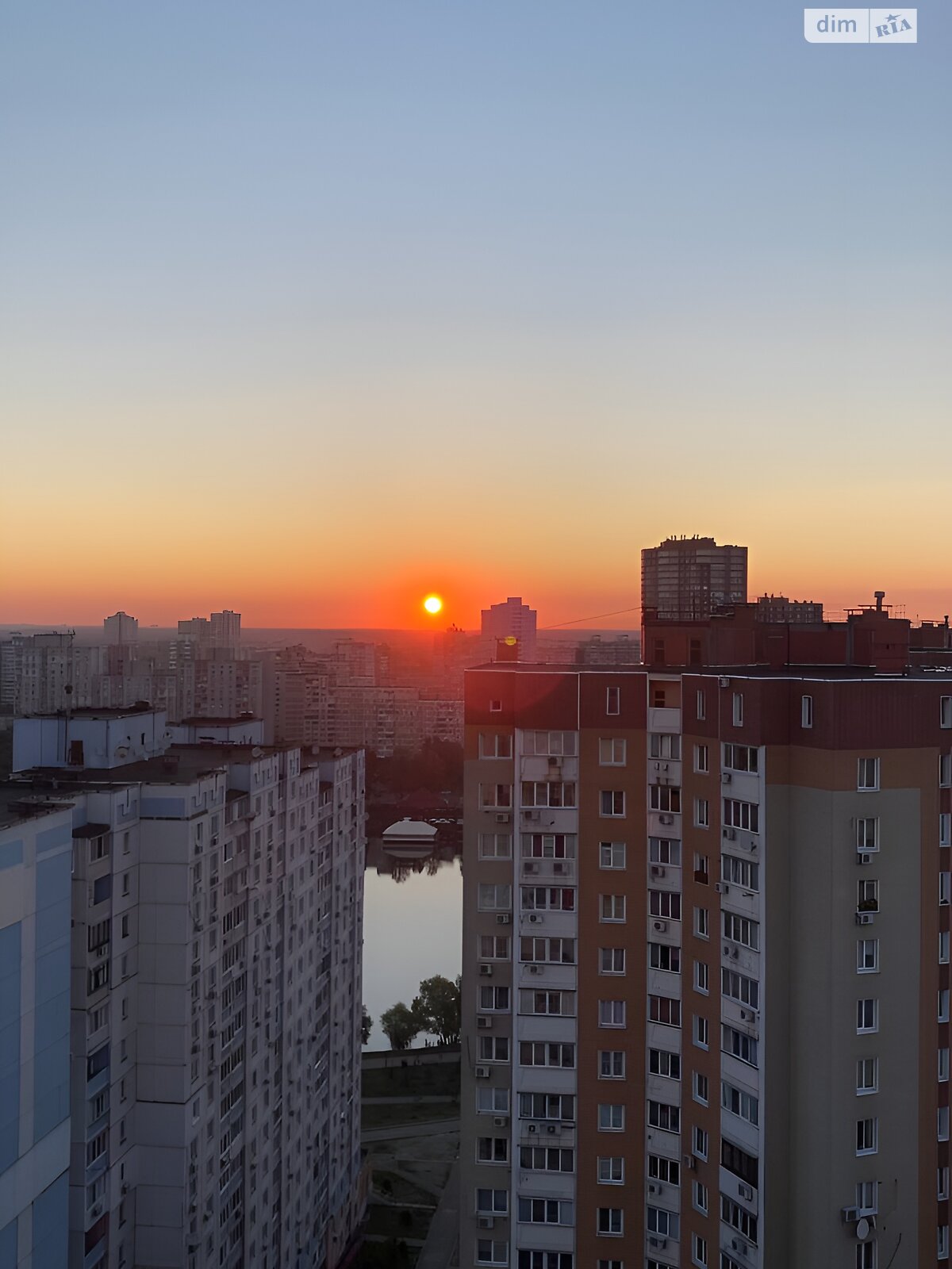 Продажа однокомнатной квартиры в Киеве, на ул. Драгоманова 2, район Позняки фото 1 Продажа однокомнатной квартиры в Киеве, на ул. Драгоманова 2, район Позняки фото 1