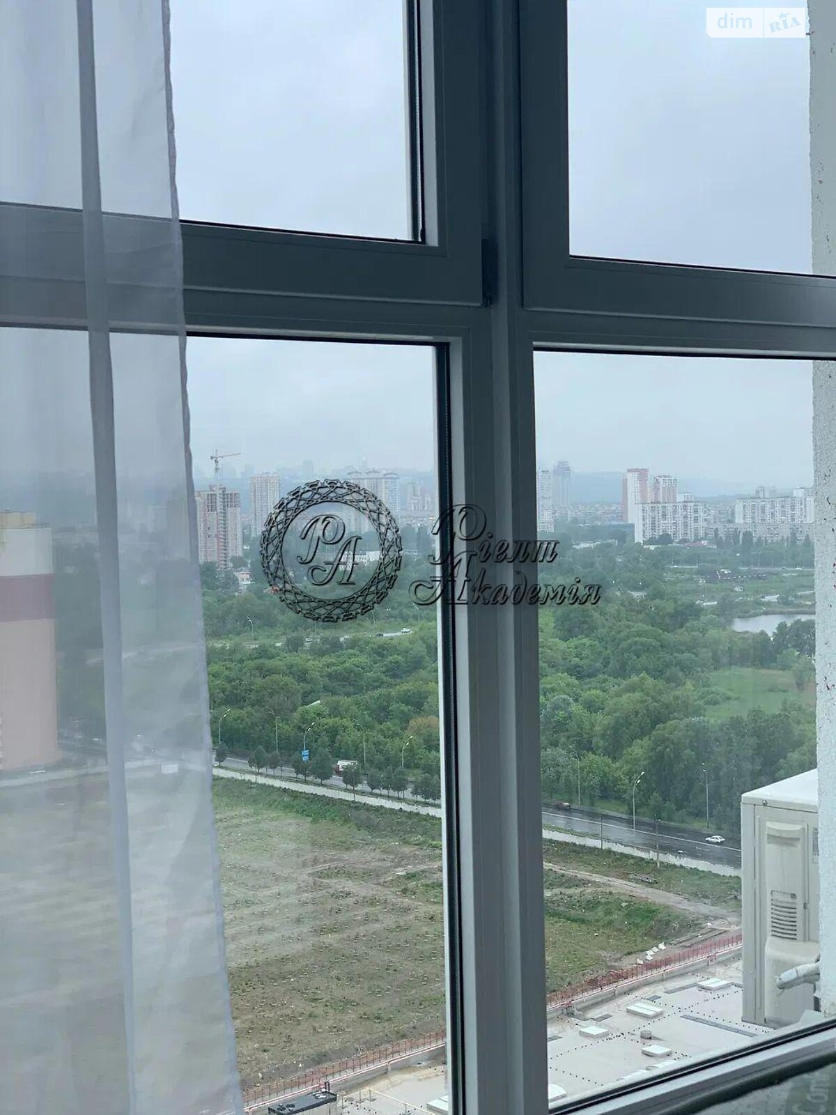 Продаж однокімнатної квартири в Києві, на вул. Драгоманова 2Б, район Позняки фото 1 Продаж однокімнатної квартири в Києві, на вул. Драгоманова 2Б, район Позняки фото 1