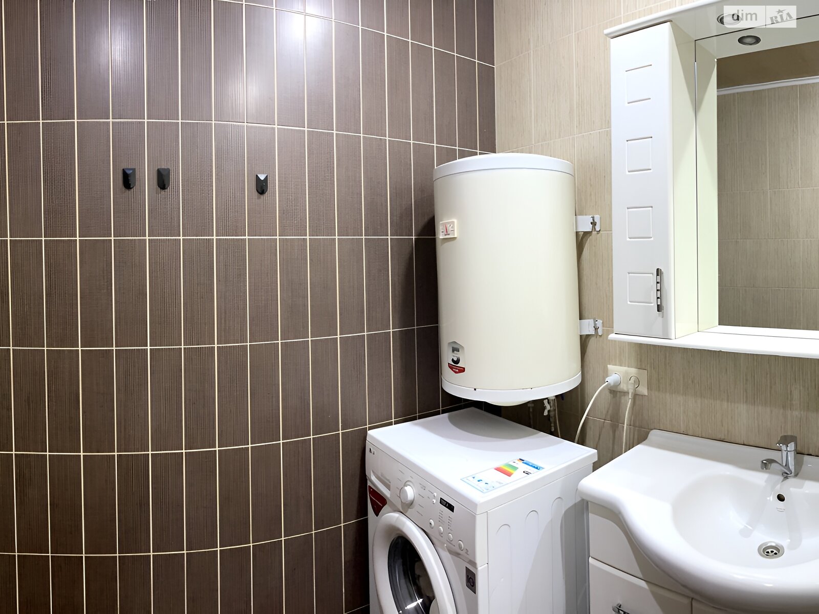 Продаж двокімнатної квартири в Києві, на вул. Драгоманова 12А, район Дарницький фото 1 Продаж двокімнатної квартири в Києві, на вул. Драгоманова 12А, район Дарницький фото 1