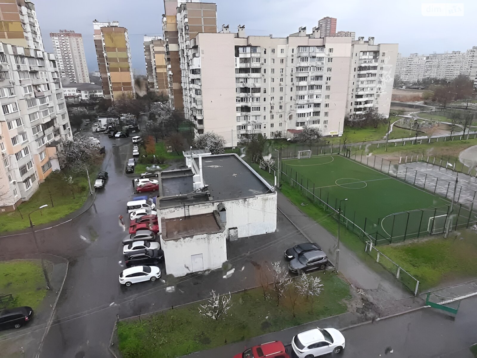 Продажа трехкомнатной квартиры в Киеве, на ул. Драгоманова 9, район Позняки фото 1 Продажа трехкомнатной квартиры в Киеве, на ул. Драгоманова 9, район Позняки фото 1