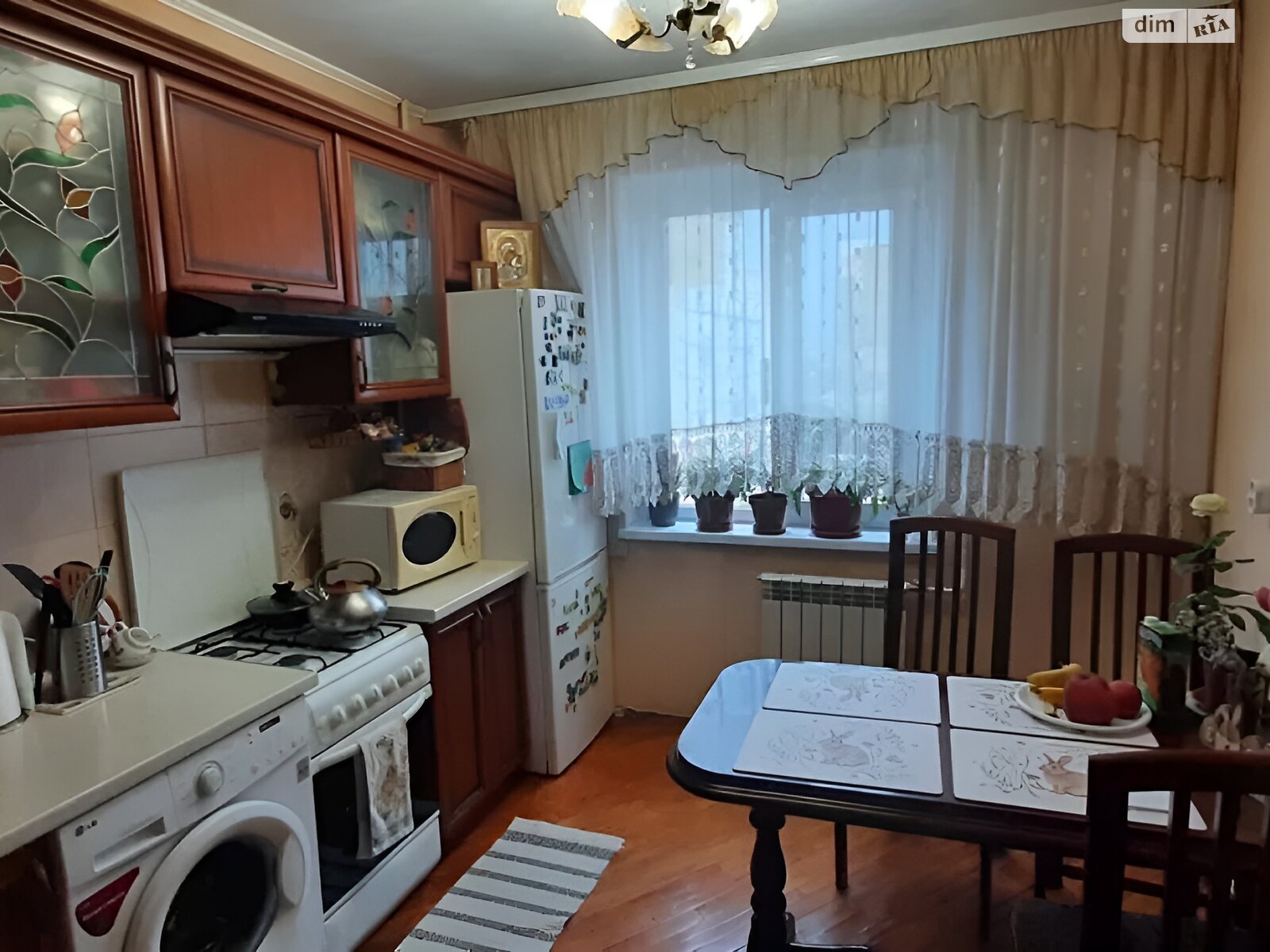 Продажа трехкомнатной квартиры в Киеве, на ул. Драгоманова 9, район Позняки фото 1 Продажа трехкомнатной квартиры в Киеве, на ул. Драгоманова 9, район Позняки фото 1