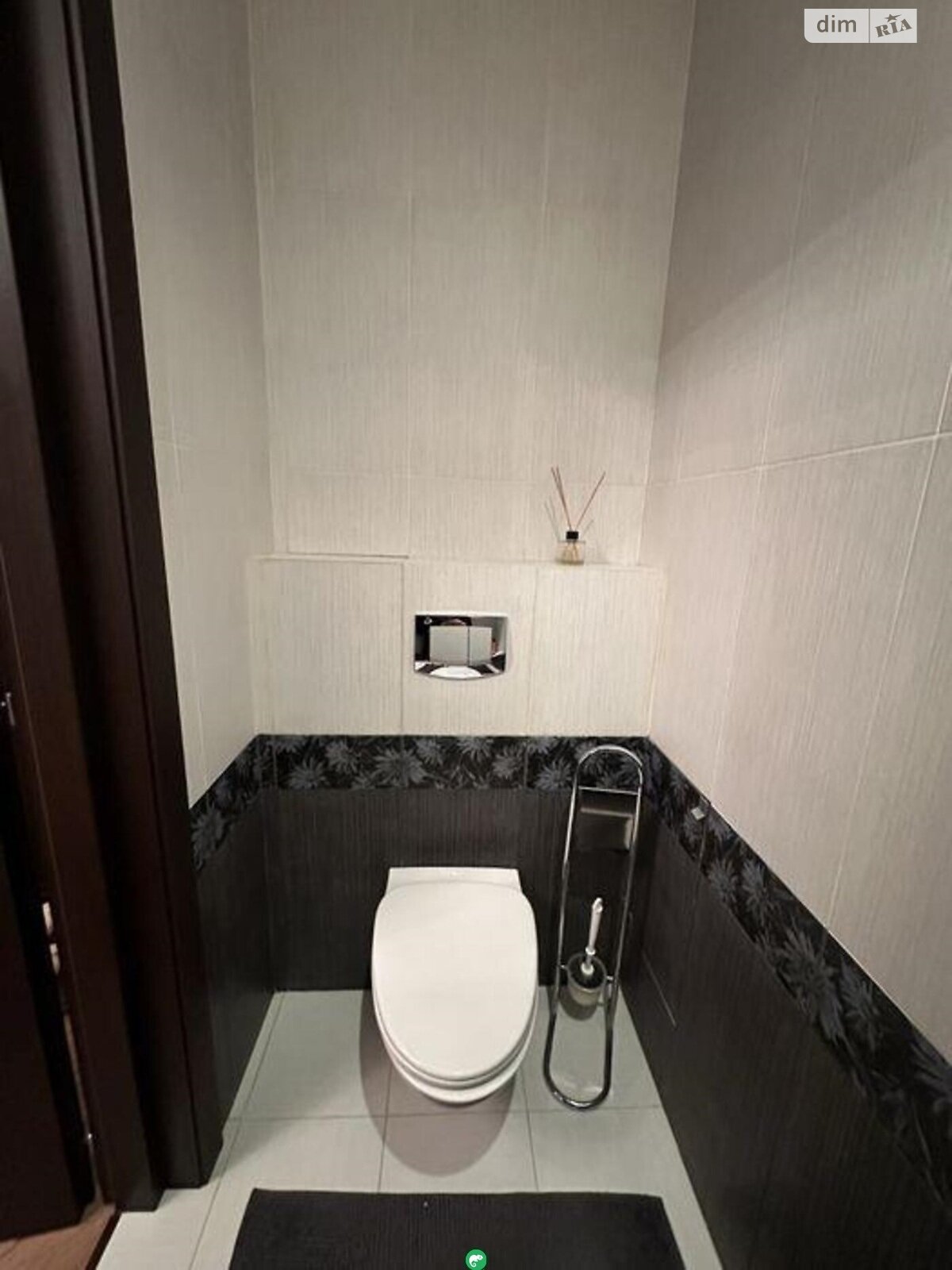 Продажа трехкомнатной квартиры в Киеве, на ул. Драгоманова 31Б, район Позняки фото 1 Продажа трехкомнатной квартиры в Киеве, на ул. Драгоманова 31Б, район Позняки фото 1