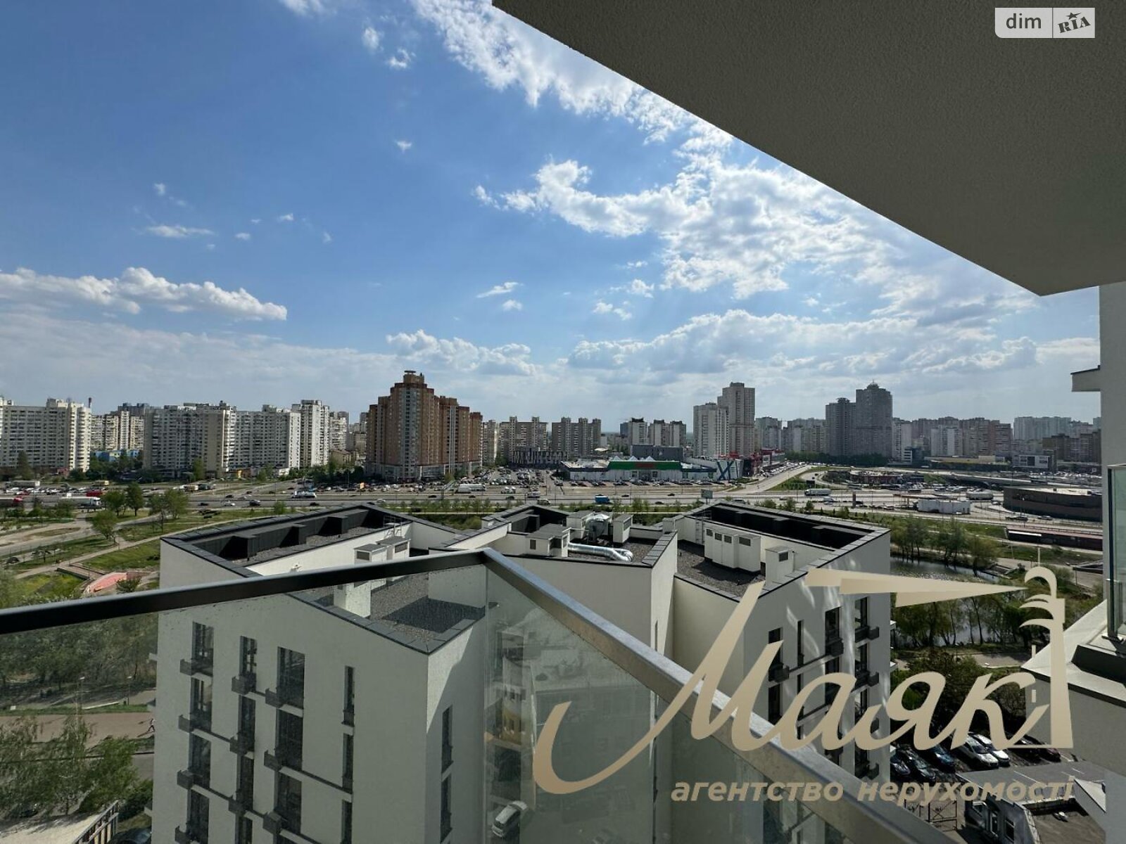 Продаж однокімнатної квартири в Києві, на вул. Драгоманова 31А, район Дарницький фото 1 Продаж однокімнатної квартири в Києві, на вул. Драгоманова 31А, район Дарницький фото 1