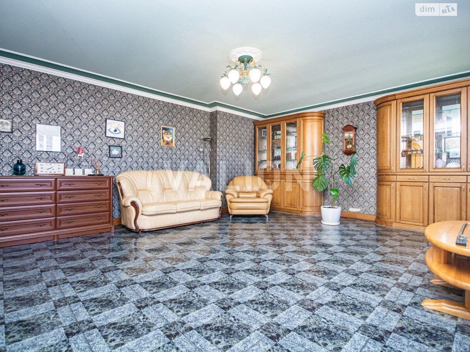 Продаж трикімнатної квартири в Києві, на вул. Драгоманова 17, район Позняки фото 1 Продаж трикімнатної квартири в Києві, на вул. Драгоманова 17, район Позняки фото 1
