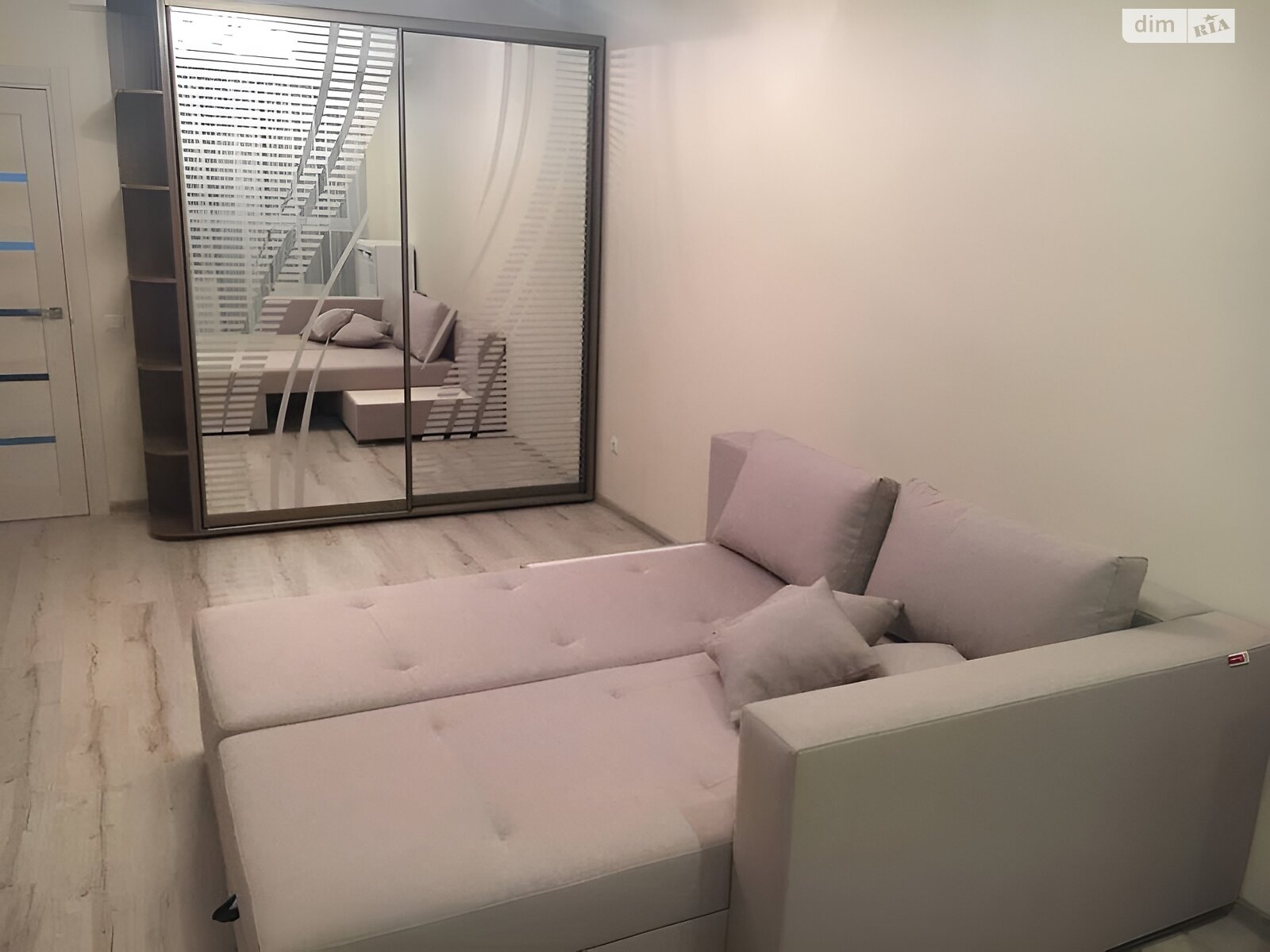 Продаж однокімнатної квартири в Києві, на вул. Драгоманова 2Б, район Позняки фото 1 Продаж однокімнатної квартири в Києві, на вул. Драгоманова 2Б, район Позняки фото 1
