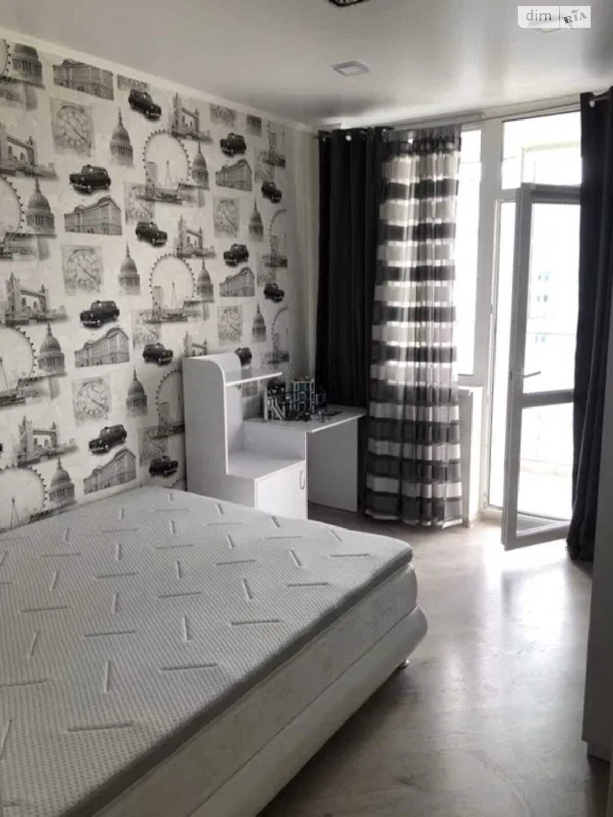 Продаж трикімнатної квартири в Києві, на вул. Драгоманова 2Б, район Позняки фото 1 Продаж трикімнатної квартири в Києві, на вул. Драгоманова 2Б, район Позняки фото 1