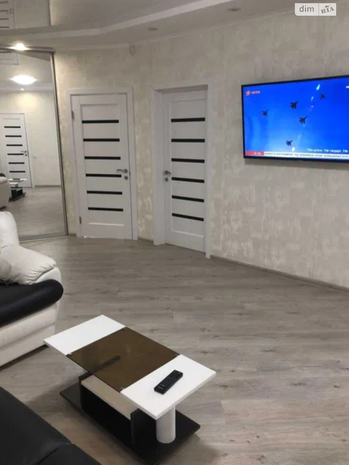 Продаж трикімнатної квартири в Києві, на вул. Драгоманова 2Б, район Позняки фото 1 Продаж трикімнатної квартири в Києві, на вул. Драгоманова 2Б, район Позняки фото 1