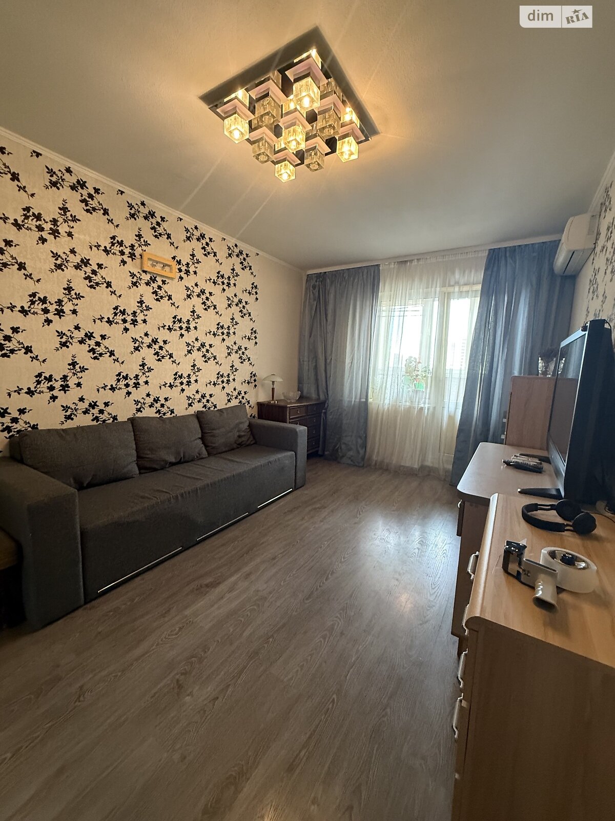 Продаж однокімнатної квартири в Києві, на вул. Драгоманова 1Б, район Позняки фото 1 Продаж однокімнатної квартири в Києві, на вул. Драгоманова 1Б, район Позняки фото 1