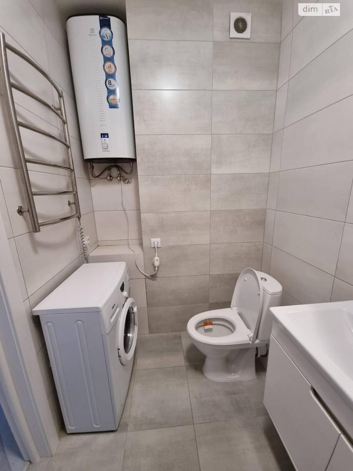 Продаж однокімнатної квартири в Києві, на вул. Драгоманова 2Б, район Позняки фото 1 Продаж однокімнатної квартири в Києві, на вул. Драгоманова 2Б, район Позняки фото 1