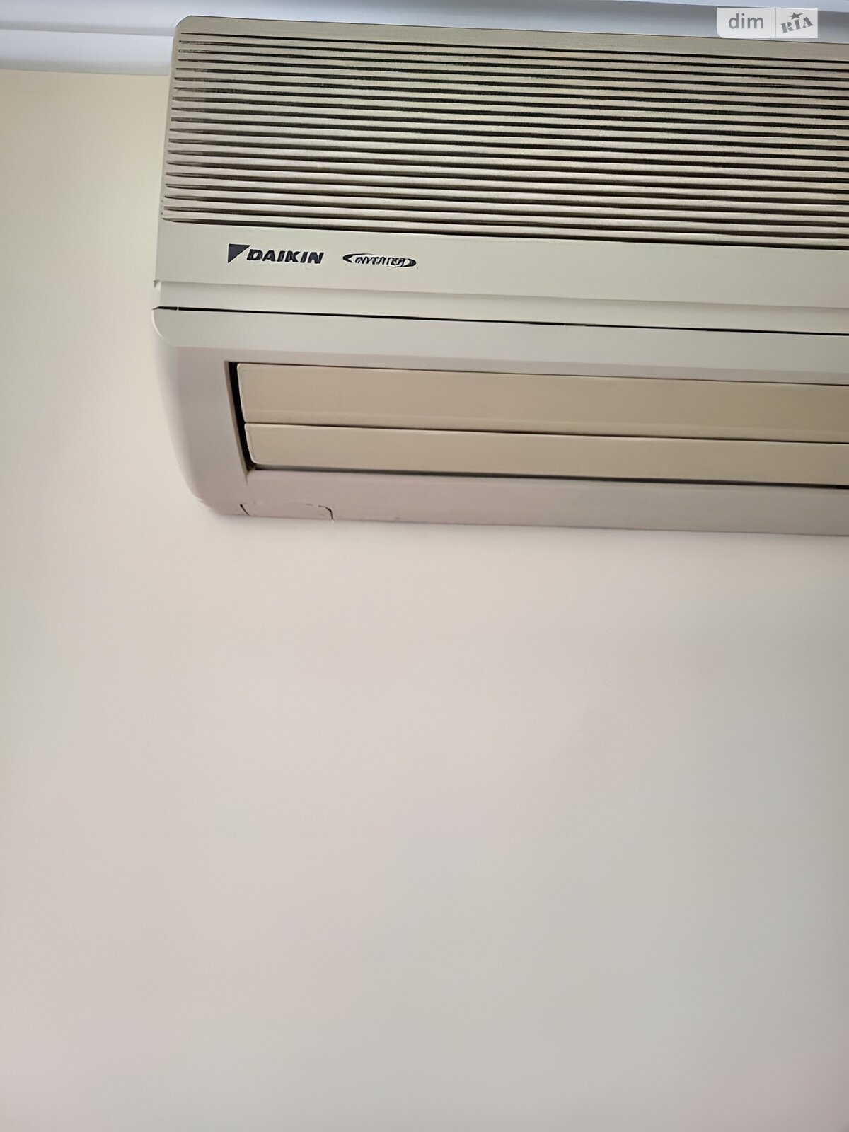 Продаж трикімнатної квартири в Києві, на вул. Драгоманова 17, район Позняки фото 1 Продаж трикімнатної квартири в Києві, на вул. Драгоманова 17, район Позняки фото 1