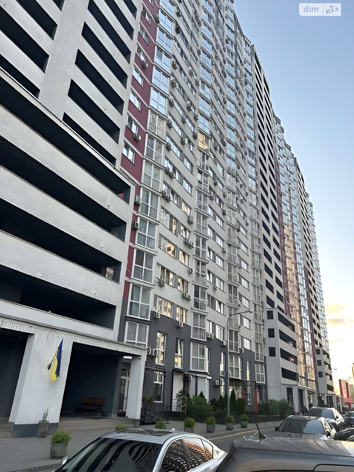 Продаж однокімнатної квартири в Києві, на вул. Драгоманова 2А, район Позняки фото 1 Продаж однокімнатної квартири в Києві, на вул. Драгоманова 2А, район Позняки фото 1