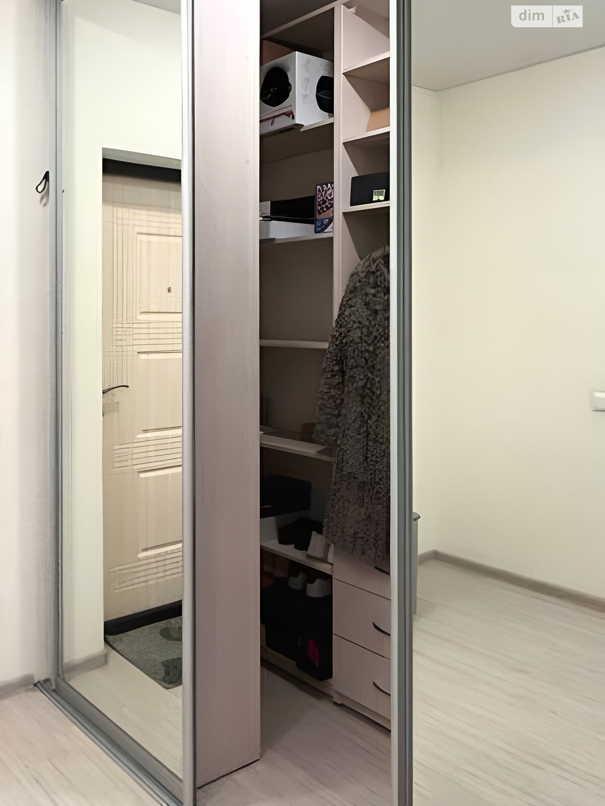 Продажа однокомнатной квартиры в Киеве, на ул. Драгоманова 2А, район Позняки фото 1 Продажа однокомнатной квартиры в Киеве, на ул. Драгоманова 2А, район Позняки фото 1