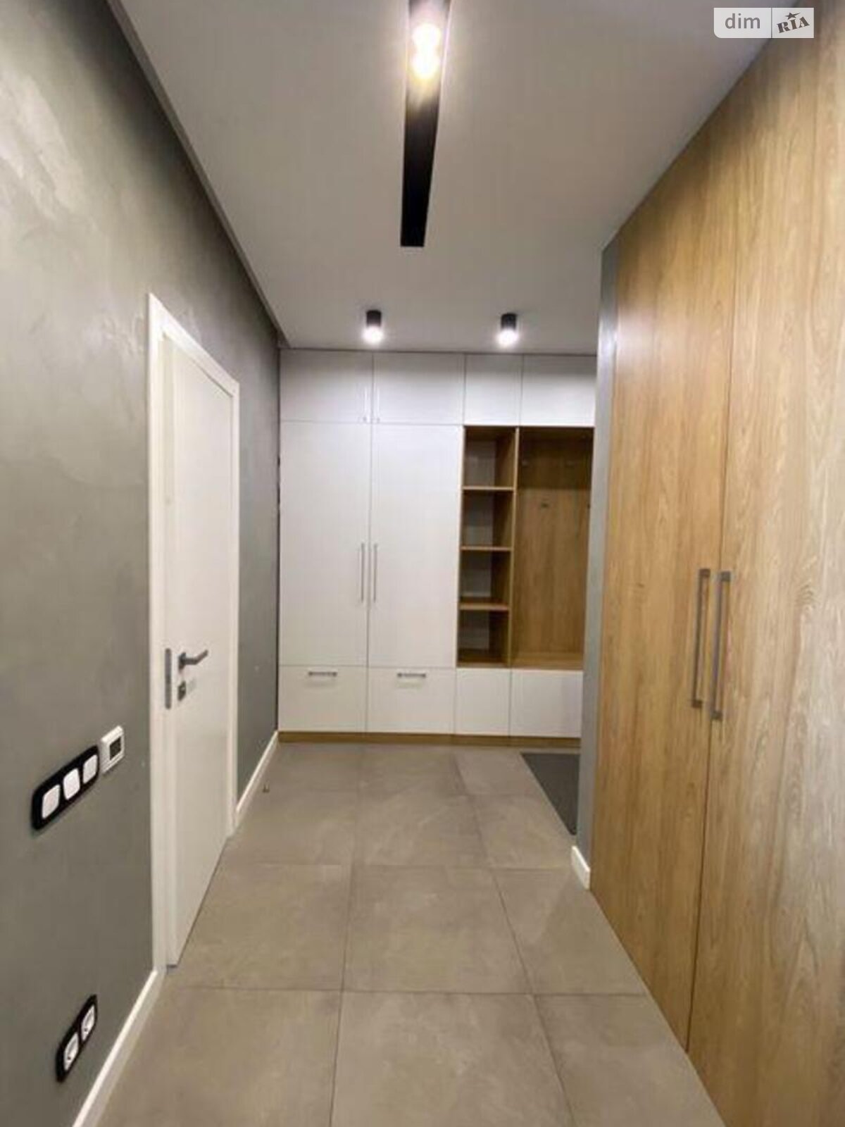 Продаж трикімнатної квартири в Києві, на вул. Драгоманова 2Б, район Позняки фото 1 Продаж трикімнатної квартири в Києві, на вул. Драгоманова 2Б, район Позняки фото 1