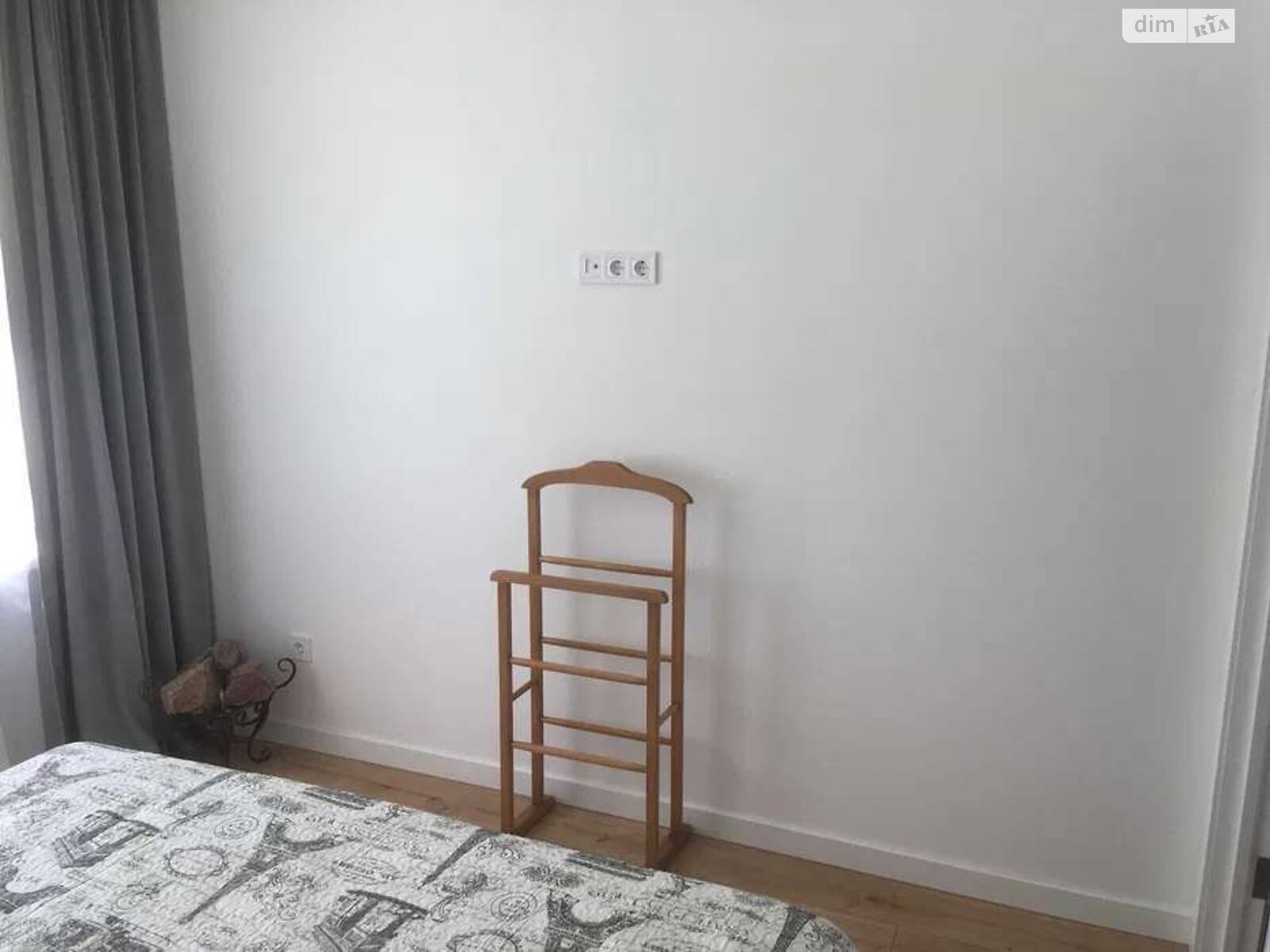 Продаж однокімнатної квартири в Києві, на вул. Драгоманова 10, район Позняки фото 1 Продаж однокімнатної квартири в Києві, на вул. Драгоманова 10, район Позняки фото 1