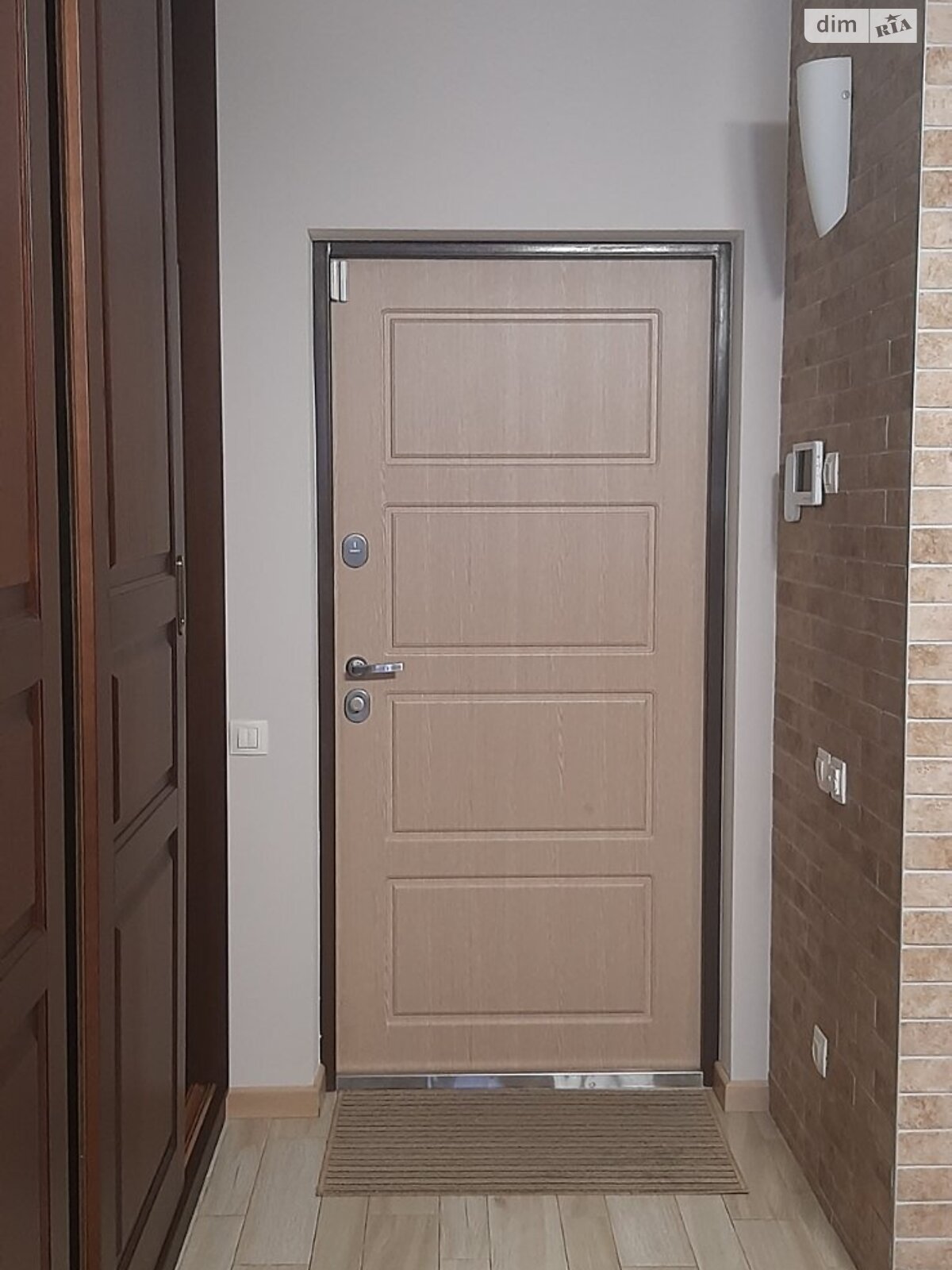 Продаж однокімнатної квартири в Києві, на вул. Драгоманова 2Б, район Позняки фото 1 Продаж однокімнатної квартири в Києві, на вул. Драгоманова 2Б, район Позняки фото 1