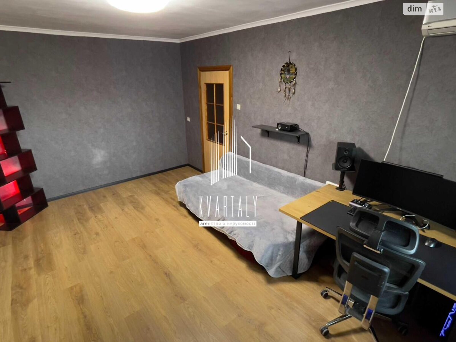 Продажа двухкомнатной квартиры в Киеве, на ул. Драгоманова 12А, район Позняки фото 1 Продажа двухкомнатной квартиры в Киеве, на ул. Драгоманова 12А, район Позняки фото 1