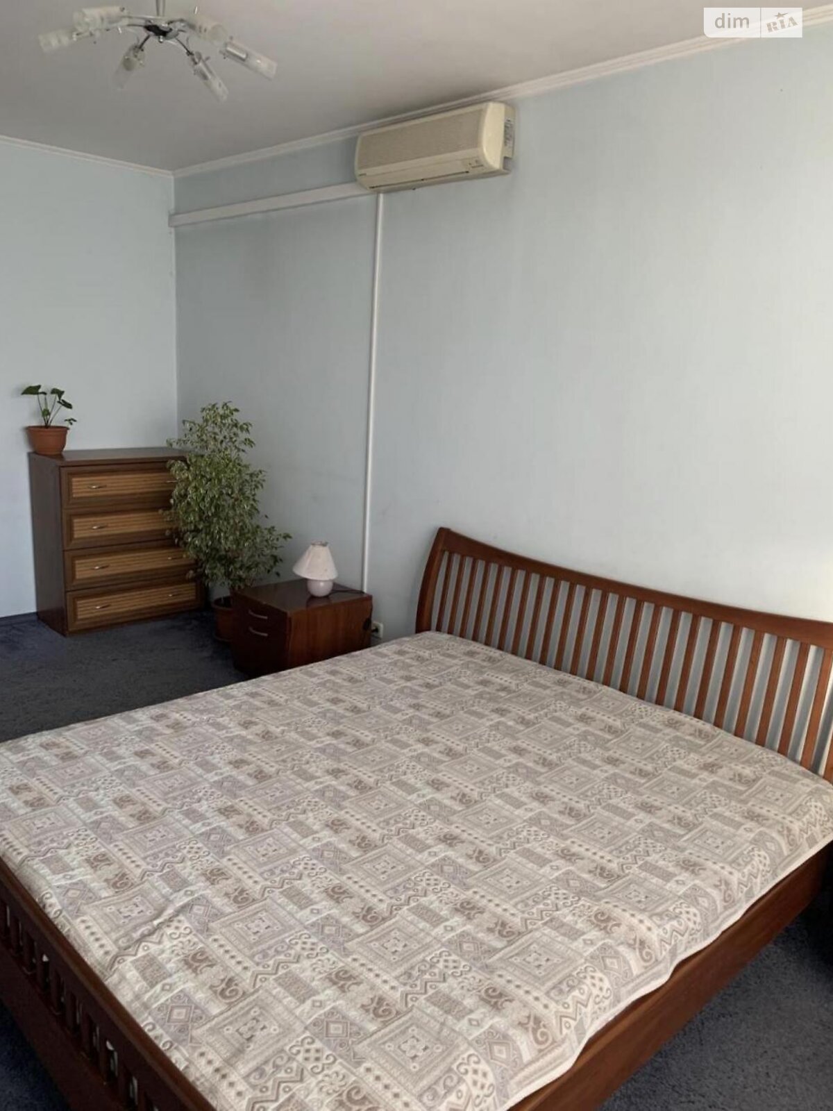 Продаж чотирикімнатної квартири в Києві, на вул. Драгоманова 12, район Позняки фото 1 Продаж чотирикімнатної квартири в Києві, на вул. Драгоманова 12, район Позняки фото 1