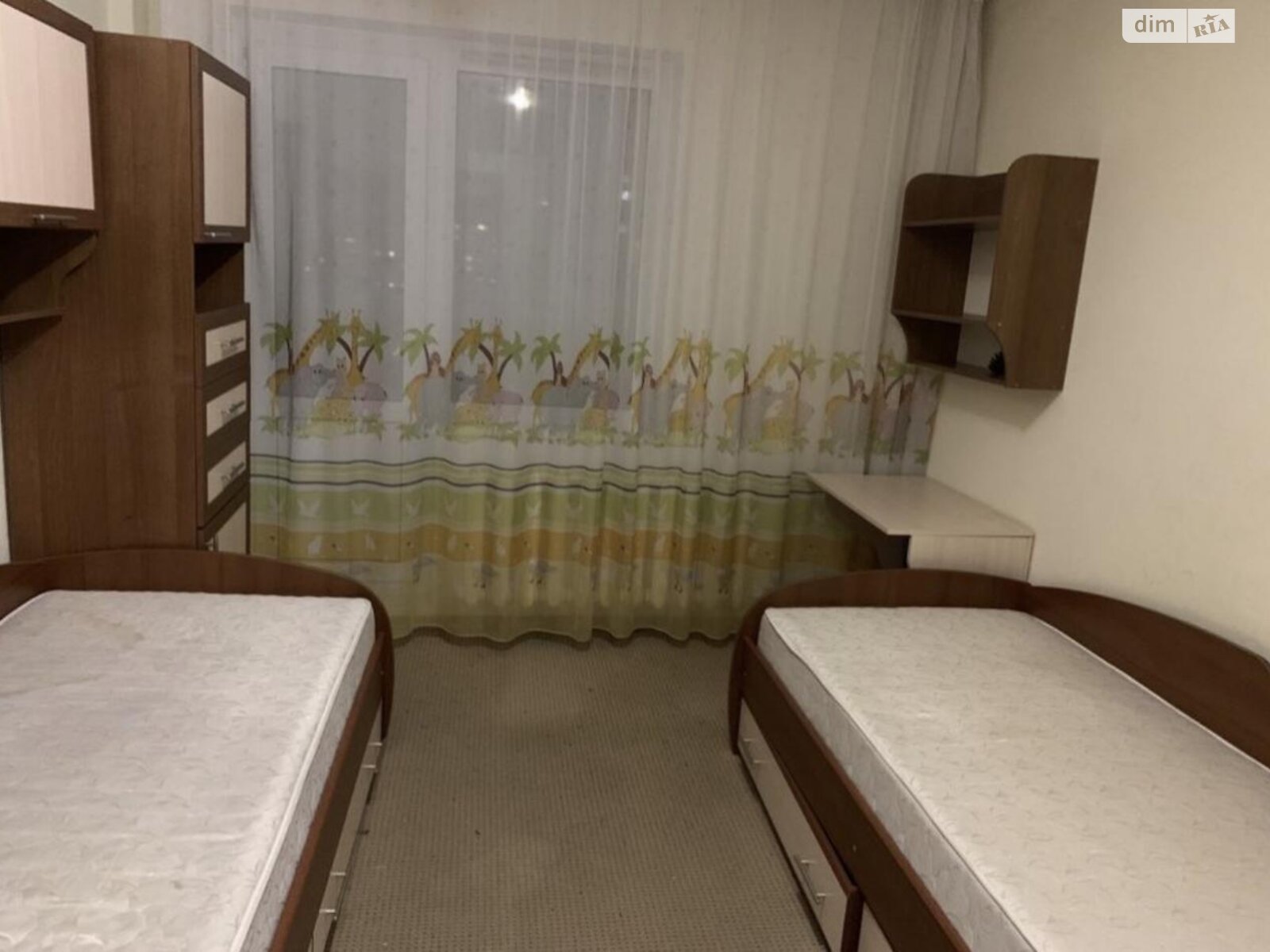 Продаж чотирикімнатної квартири в Києві, на вул. Драгоманова 12, район Позняки фото 1 Продаж чотирикімнатної квартири в Києві, на вул. Драгоманова 12, район Позняки фото 1