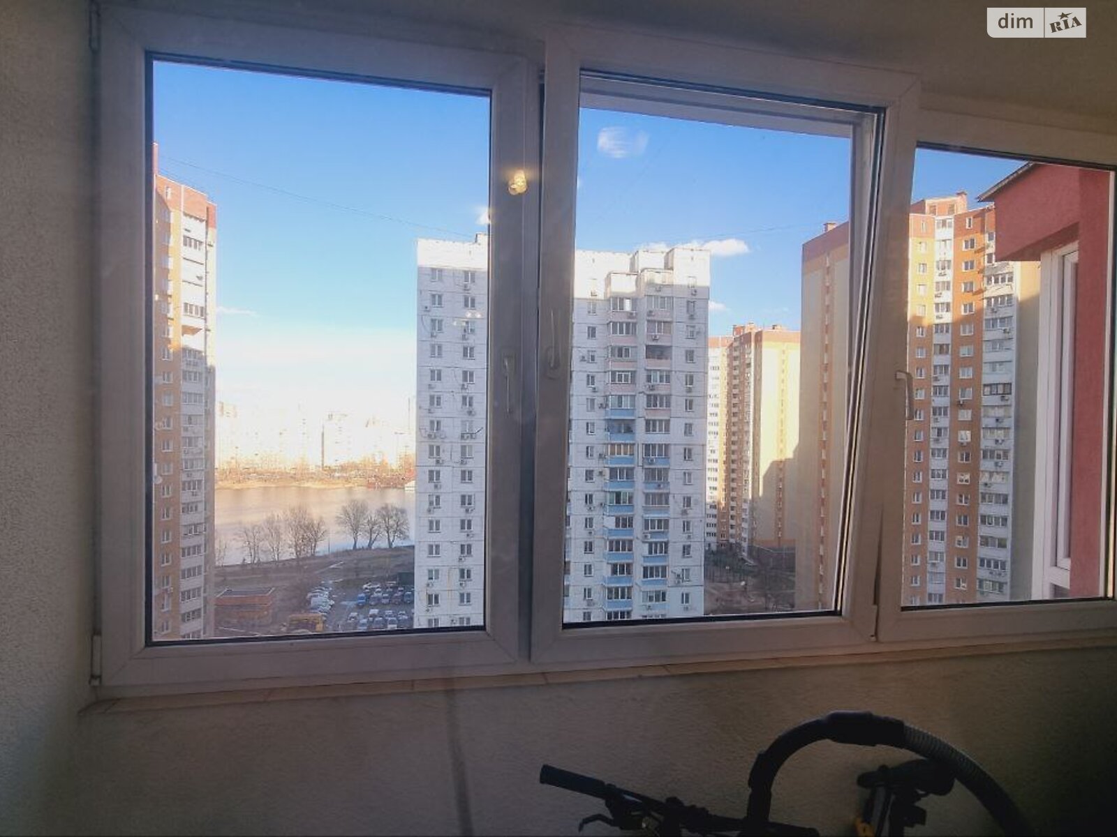 Продажа однокомнатной квартиры в Киеве, на ул. Драгоманова 2, район Позняки фото 1 Продажа однокомнатной квартиры в Киеве, на ул. Драгоманова 2, район Позняки фото 1