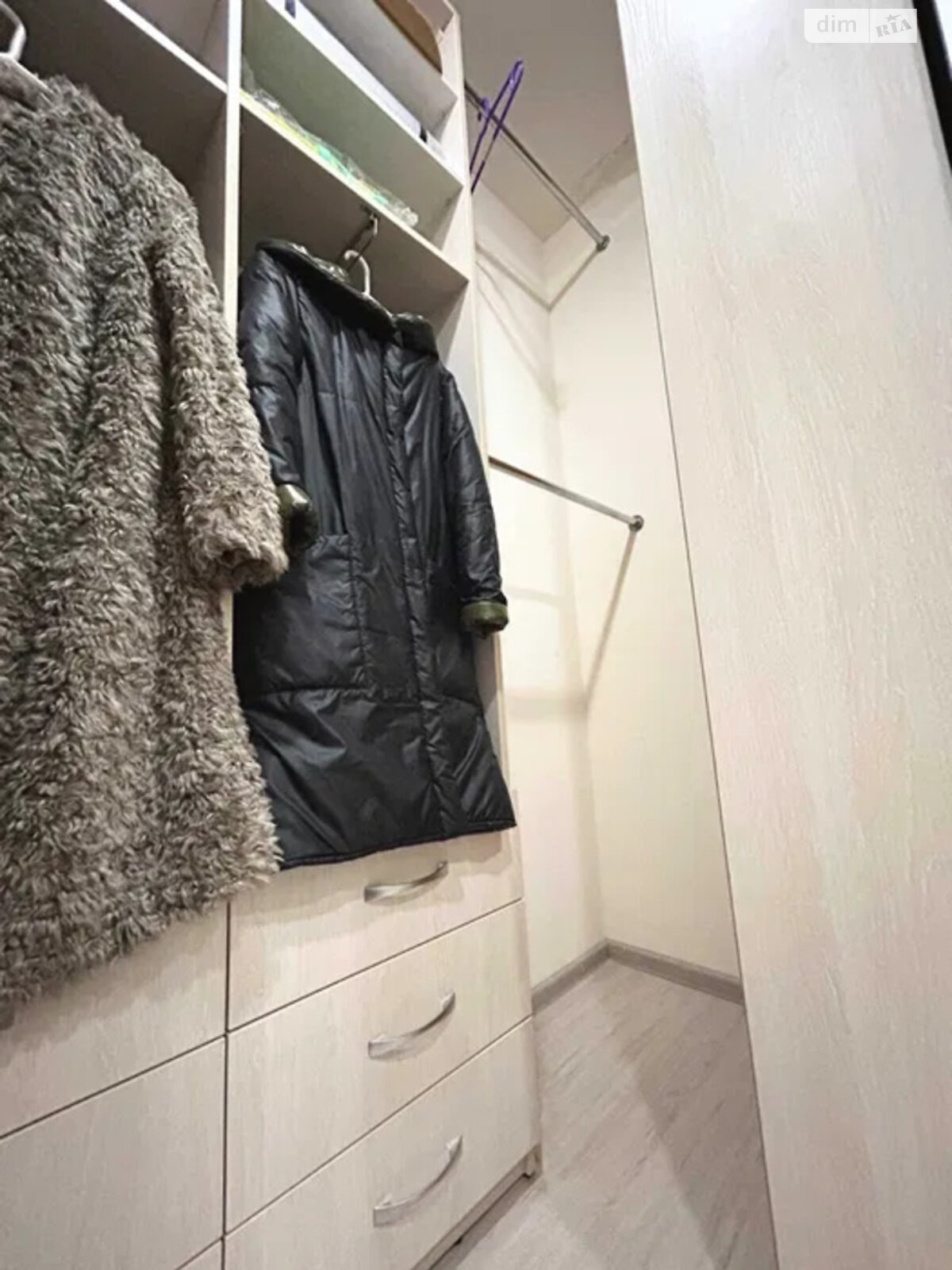 Продаж однокімнатної квартири в Києві, на вул. Драгоманова 2А, район Позняки фото 1 Продаж однокімнатної квартири в Києві, на вул. Драгоманова 2А, район Позняки фото 1