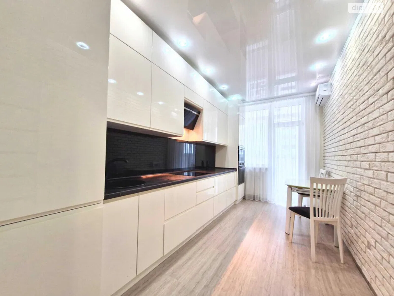 Продаж однокімнатної квартири в Києві, на вул. Драгоманова 2А, район Позняки фото 1 Продаж однокімнатної квартири в Києві, на вул. Драгоманова 2А, район Позняки фото 1