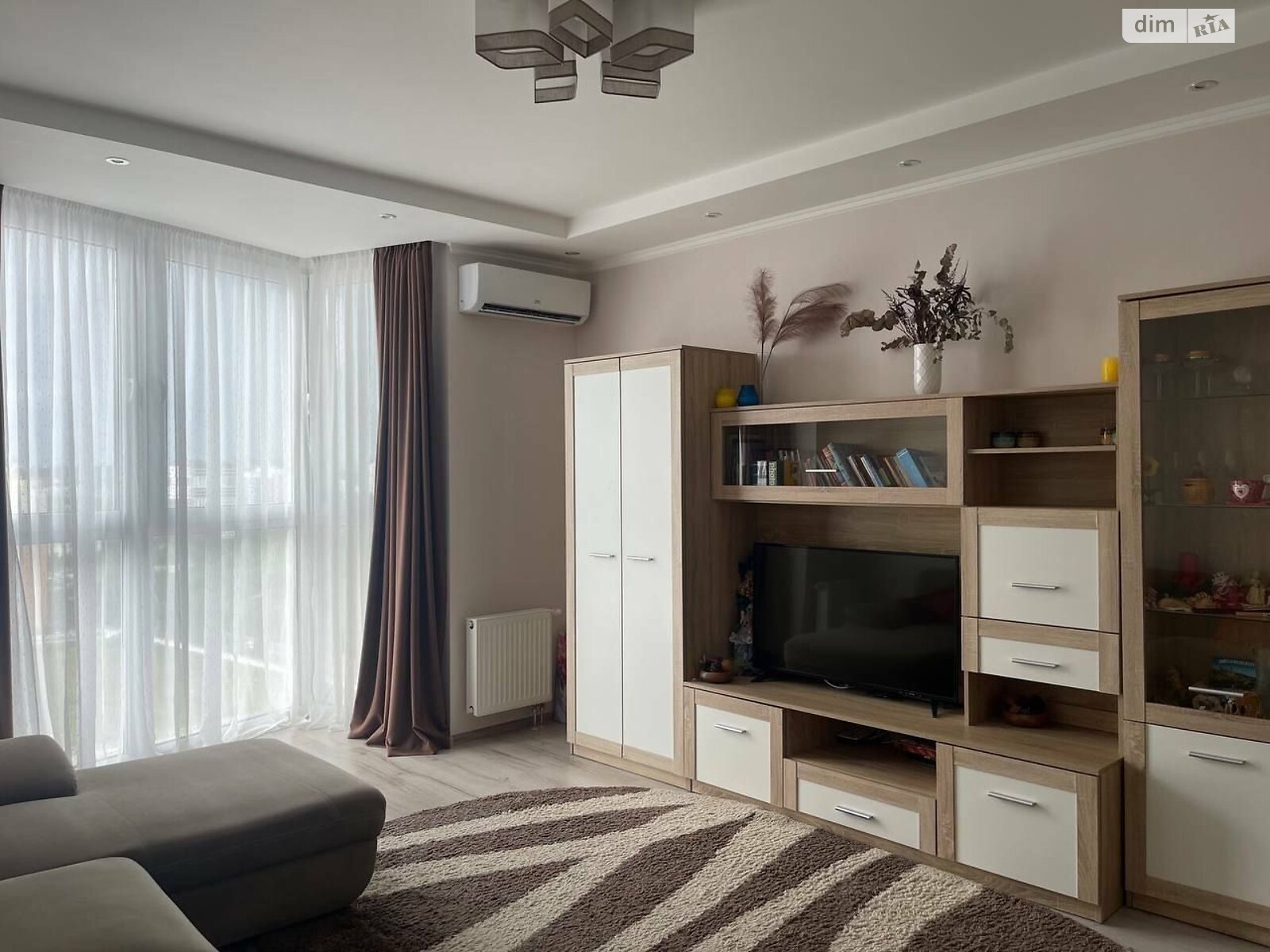 Продаж двокімнатної квартири в Києві, на вул. Драгоманова 2А, район Позняки фото 1 Продаж двокімнатної квартири в Києві, на вул. Драгоманова 2А, район Позняки фото 1