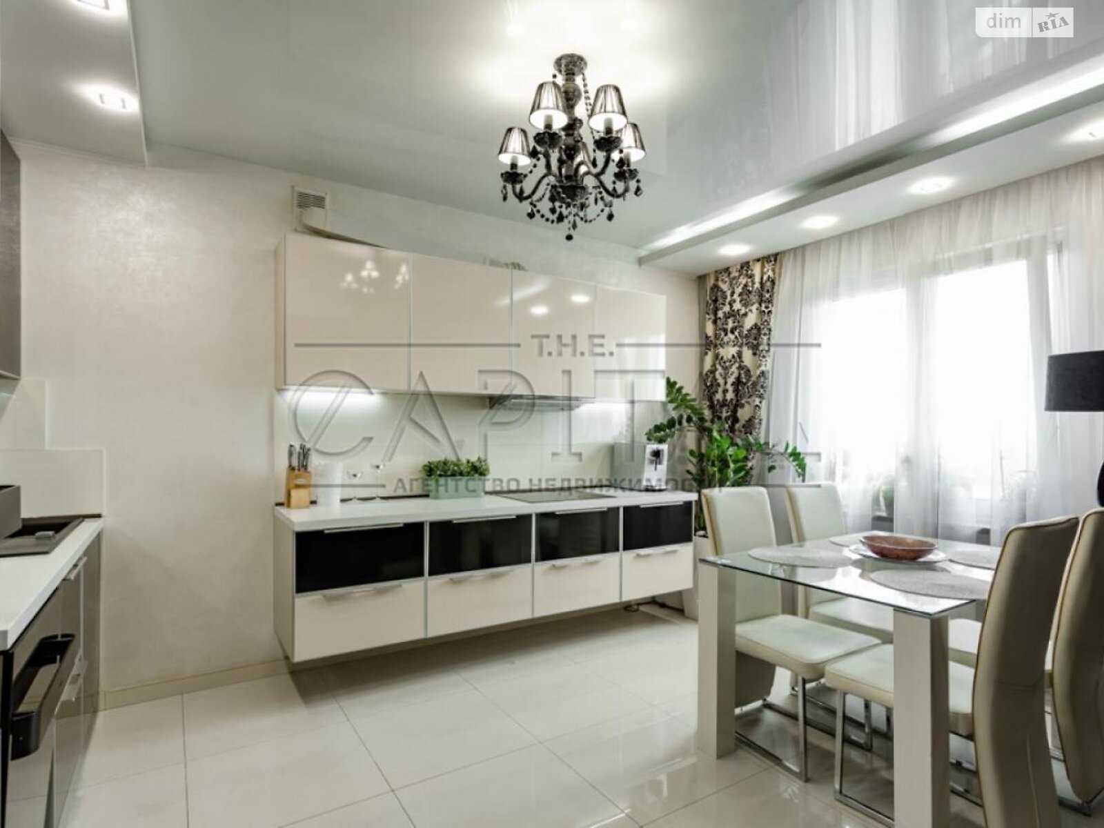Продажа трехкомнатной квартиры в Киеве, на ул. Драгоманова 1Л, кв. 101, район Позняки фото 1 Продажа трехкомнатной квартиры в Киеве, на ул. Драгоманова 1Л, кв. 101, район Позняки фото 1