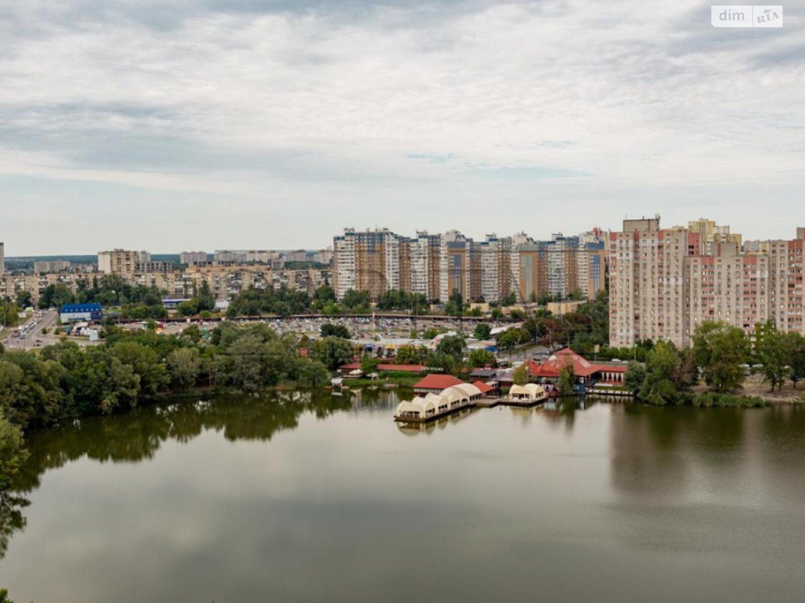 Продажа трехкомнатной квартиры в Киеве, на ул. Драгоманова 1Л, кв. 101, район Позняки фото 1 Продажа трехкомнатной квартиры в Киеве, на ул. Драгоманова 1Л, кв. 101, район Позняки фото 1