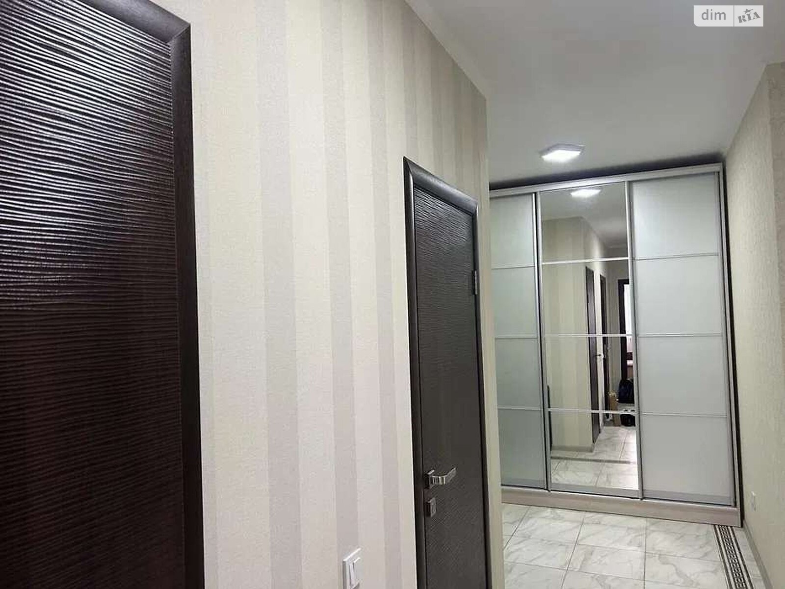 Продаж двокімнатної квартири в Києві, на вул. Драгоманова 2А, район Позняки фото 1 Продаж двокімнатної квартири в Києві, на вул. Драгоманова 2А, район Позняки фото 1