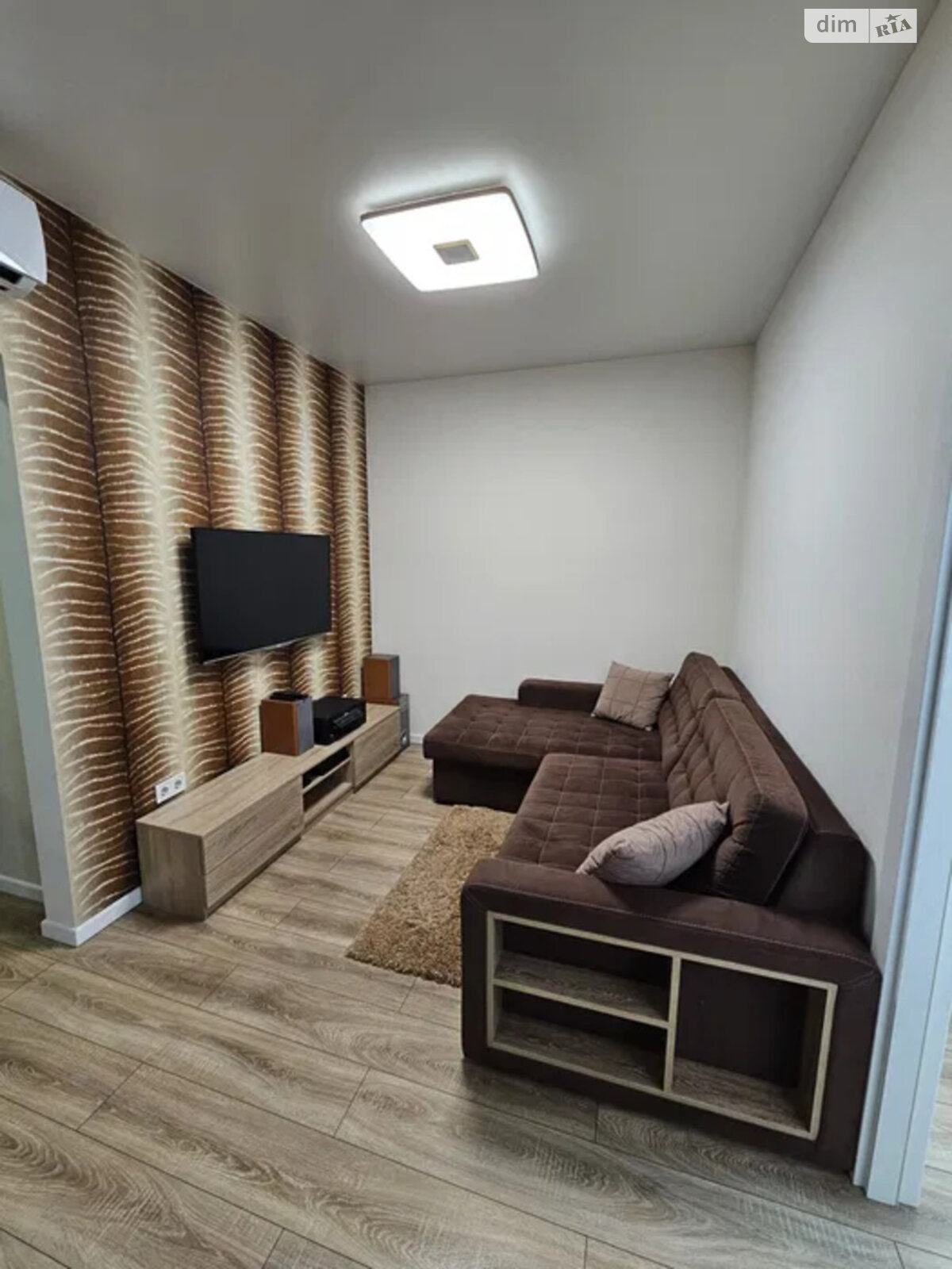Продаж однокімнатної квартири в Києві, на вул. Драгоманова 2, район Позняки фото 1 Продаж однокімнатної квартири в Києві, на вул. Драгоманова 2, район Позняки фото 1