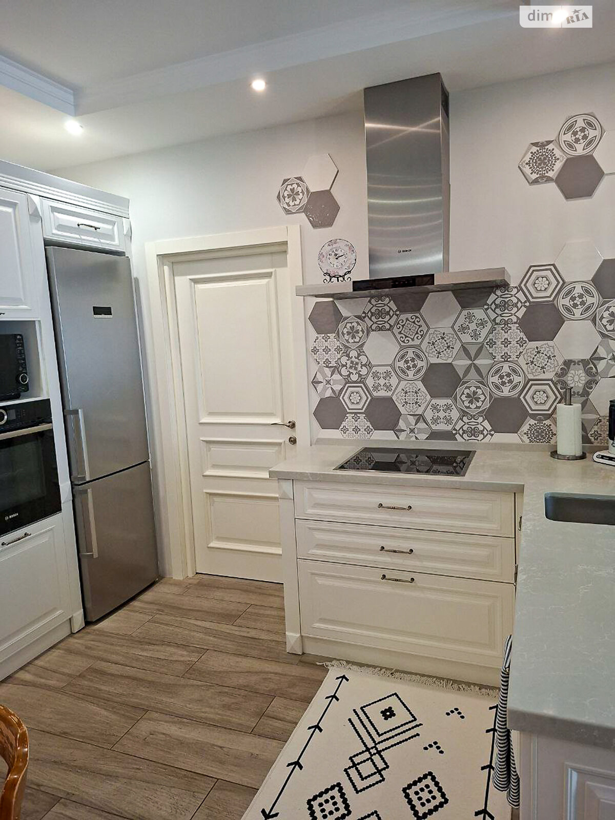 Продажа двухкомнатной квартиры в Киеве, на ул. Драгоманова 2, район Позняки фото 1