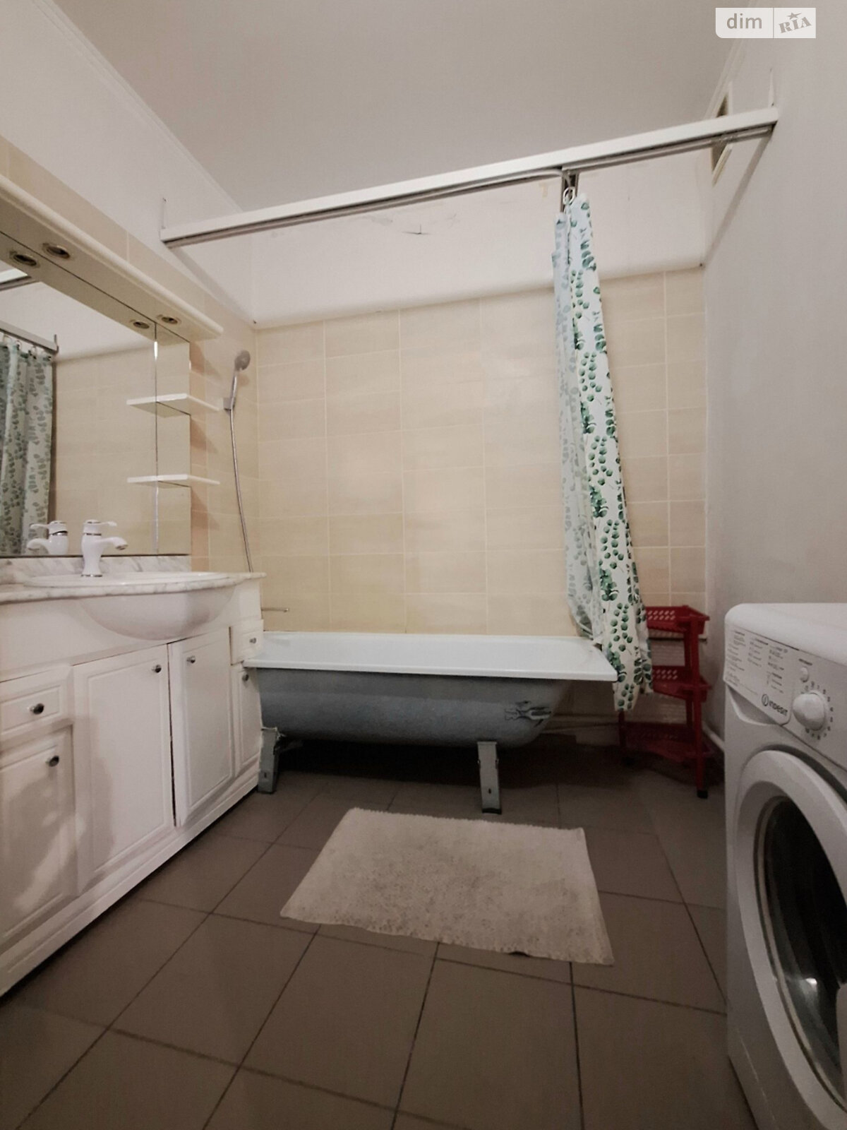 Продажа трехкомнатной квартиры в Киеве, на ул. Драгоманова 6/1, район Позняки фото 1