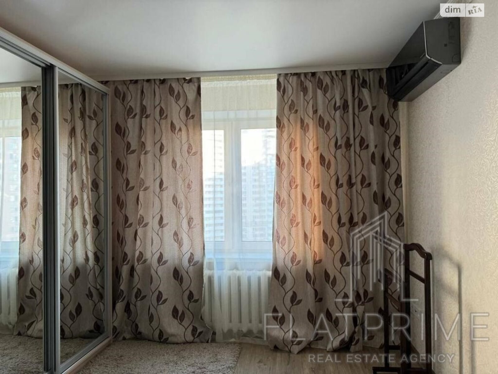 Продажа трехкомнатной квартиры в Киеве, на ул. Елены Пчилки 2Б, район Позняки фото 1