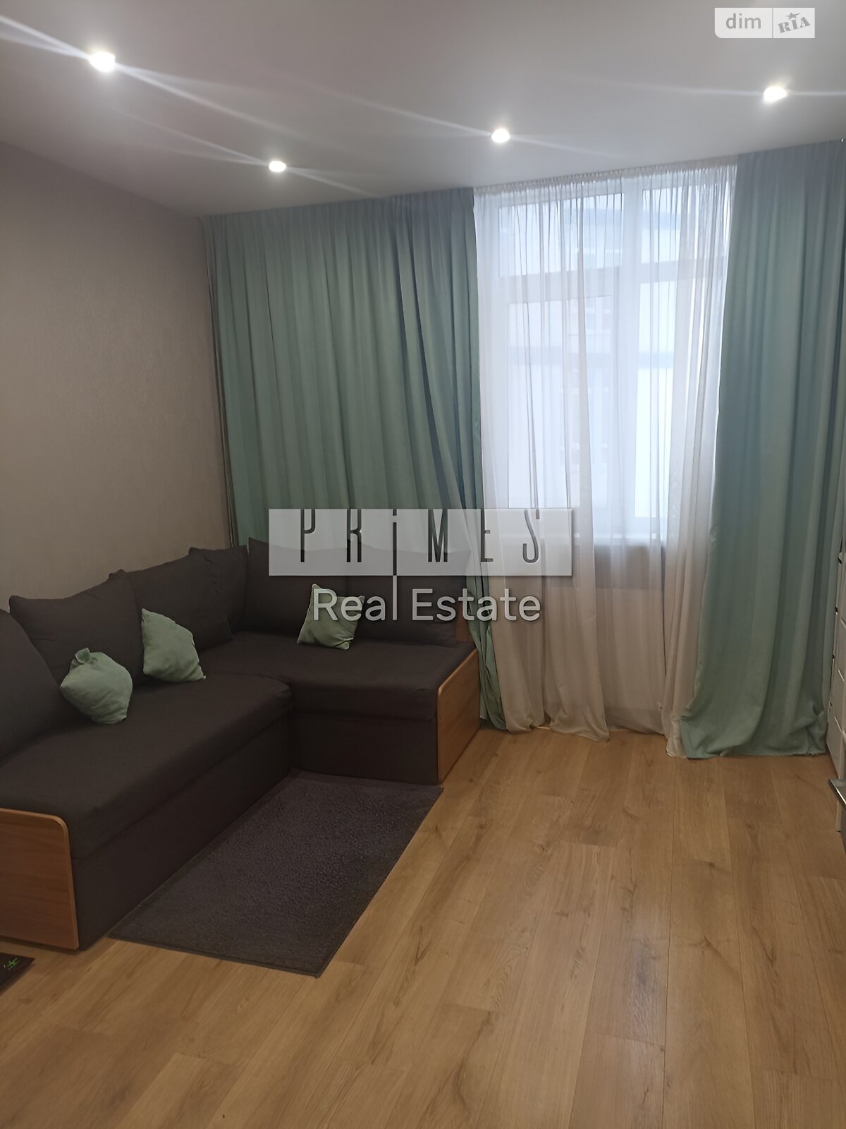 Продаж трикімнатної квартири в Києві, на вул. Олени Пчілки 7, район Позняки фото 1 Продаж трикімнатної квартири в Києві, на вул. Олени Пчілки 7, район Позняки фото 1